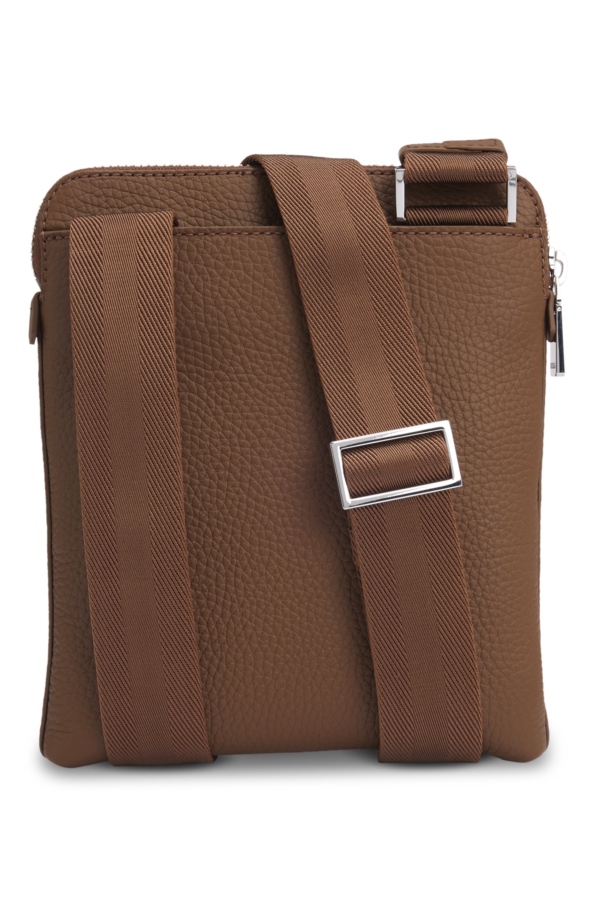 Envelope bag in Italian leather with embossed logo