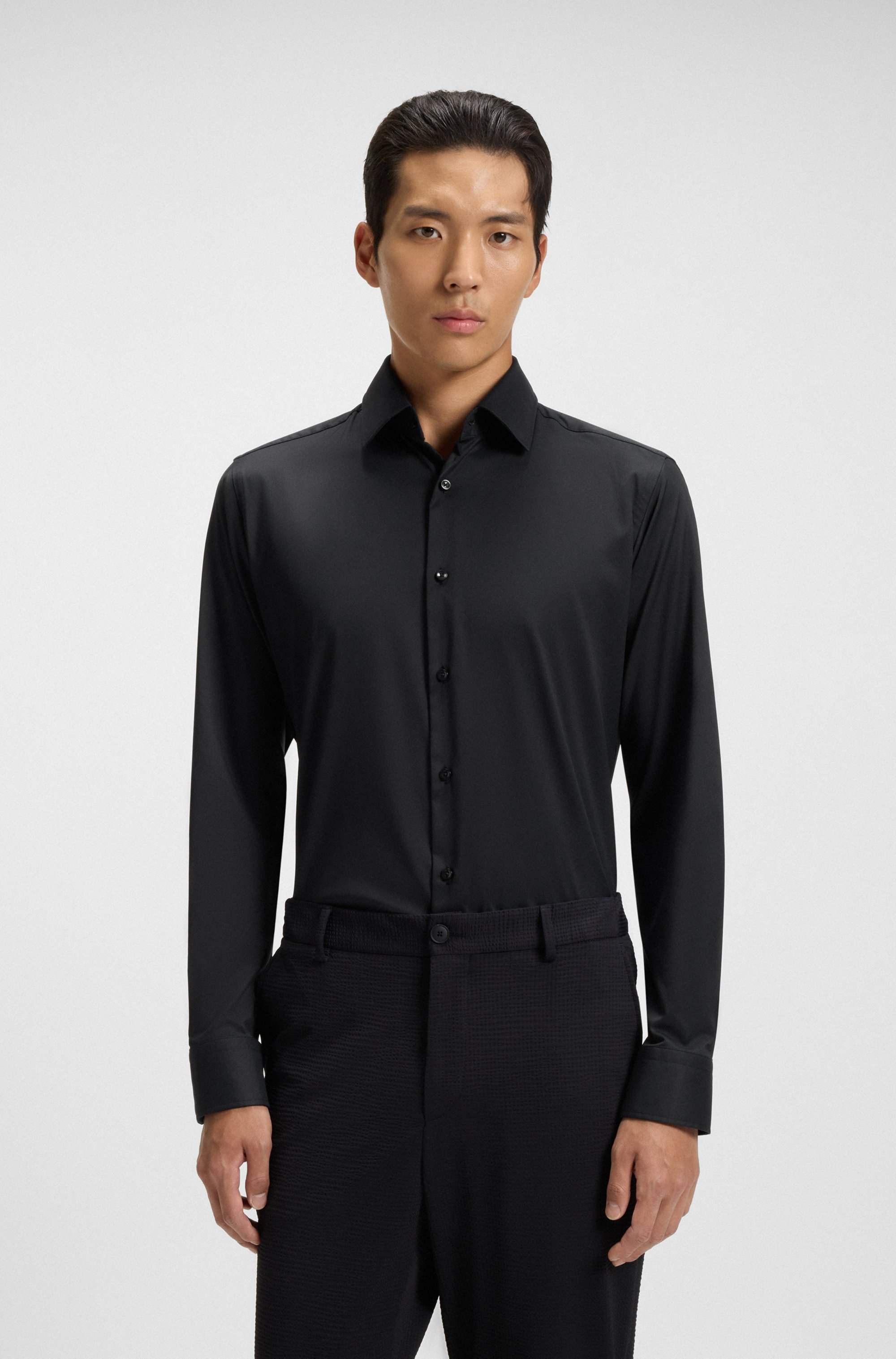 Regular-fit shirt in performance-stretch twill