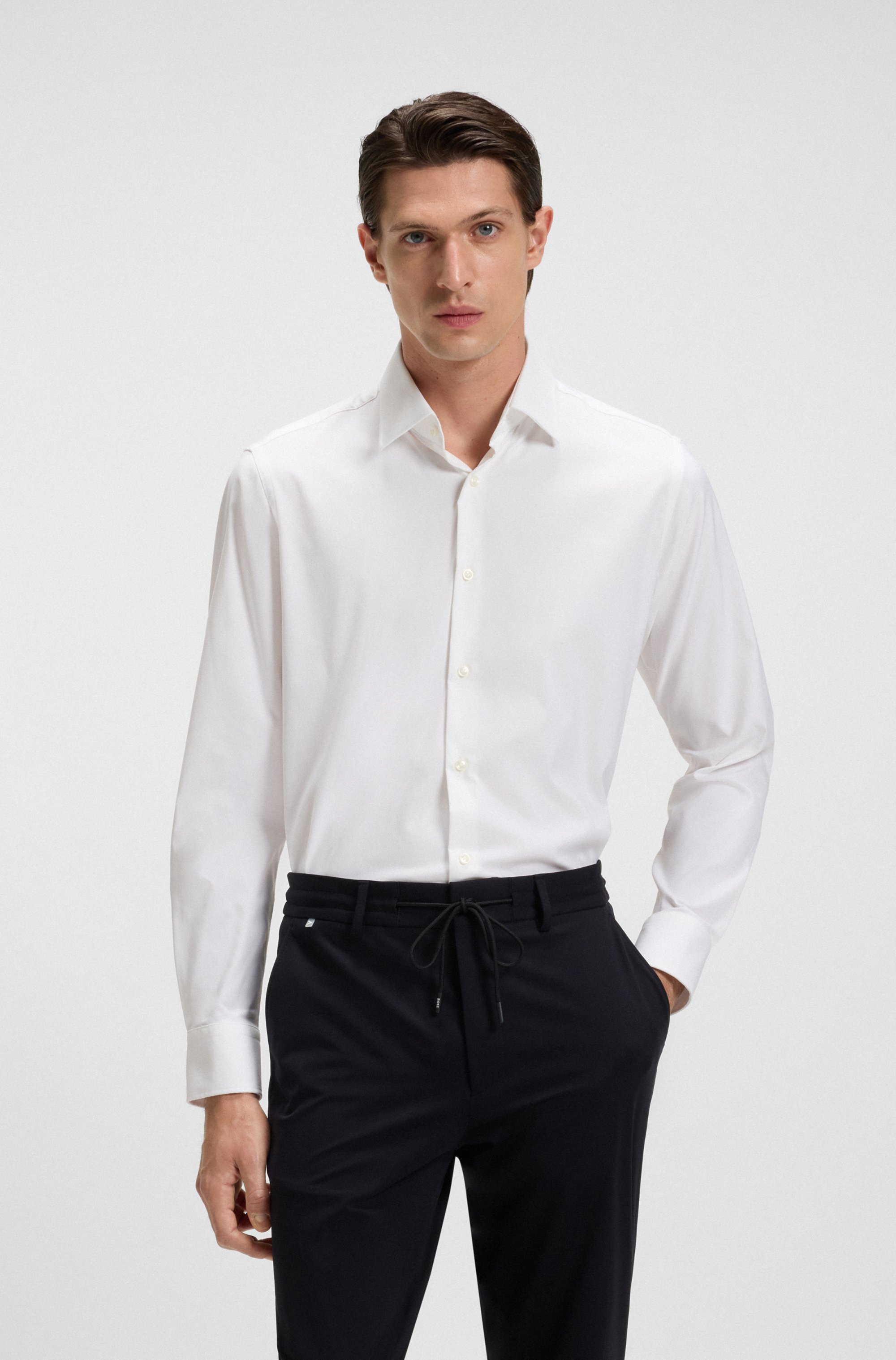 Regular-fit shirt in performance-stretch twill