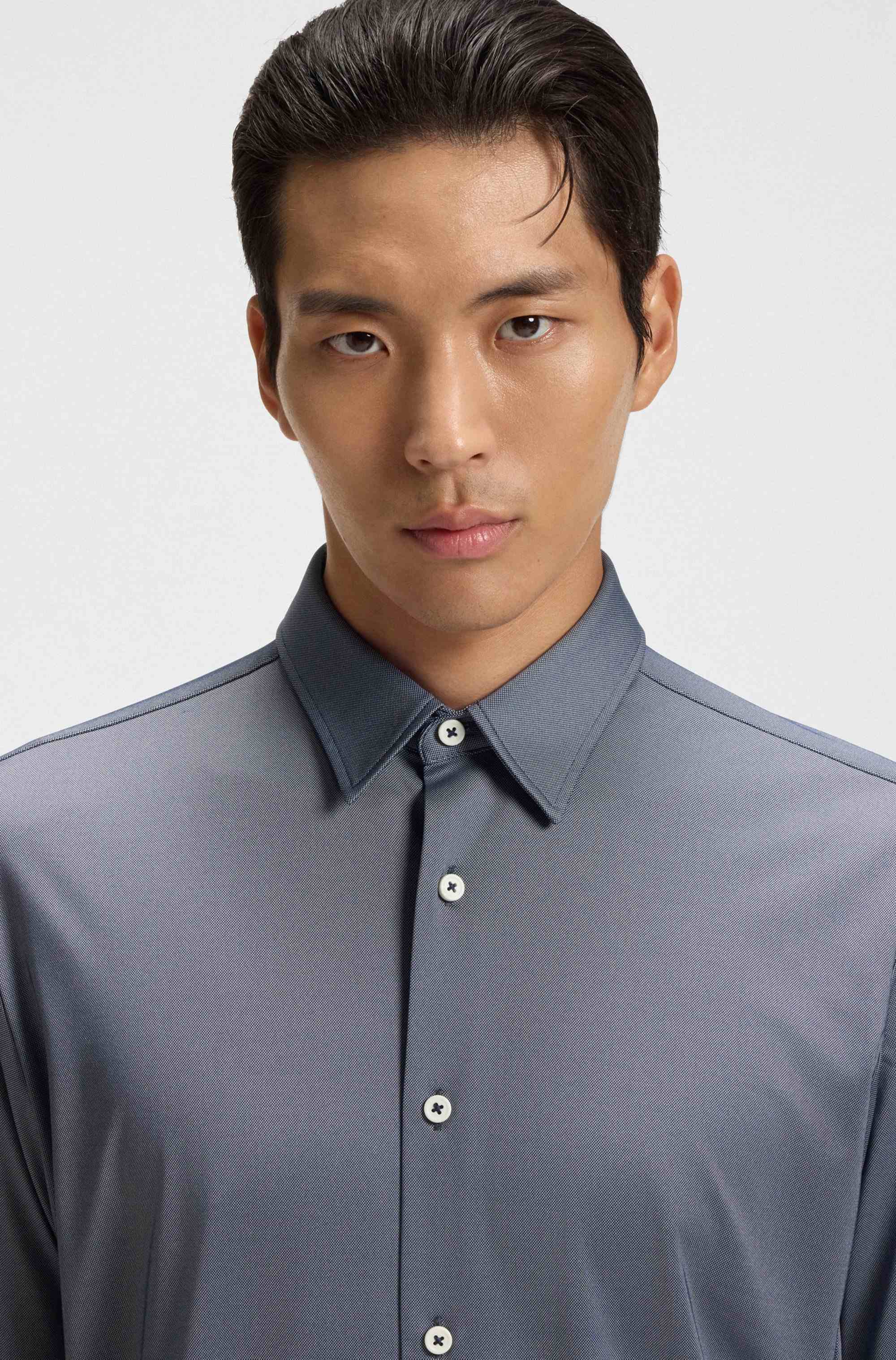 Slim-fit shirt in structured performance-stretch fabric