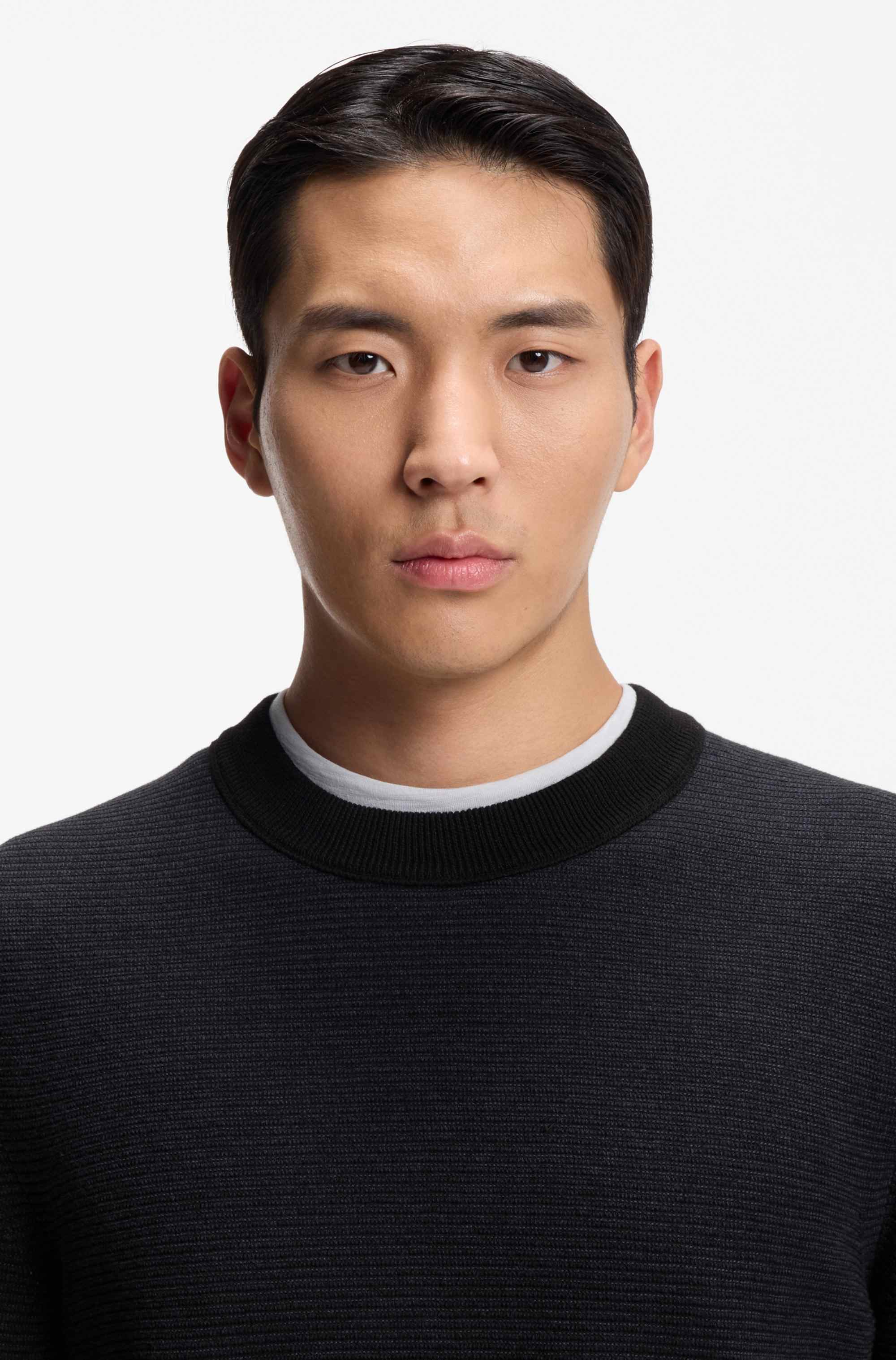 Knitted sweater in a cotton blend