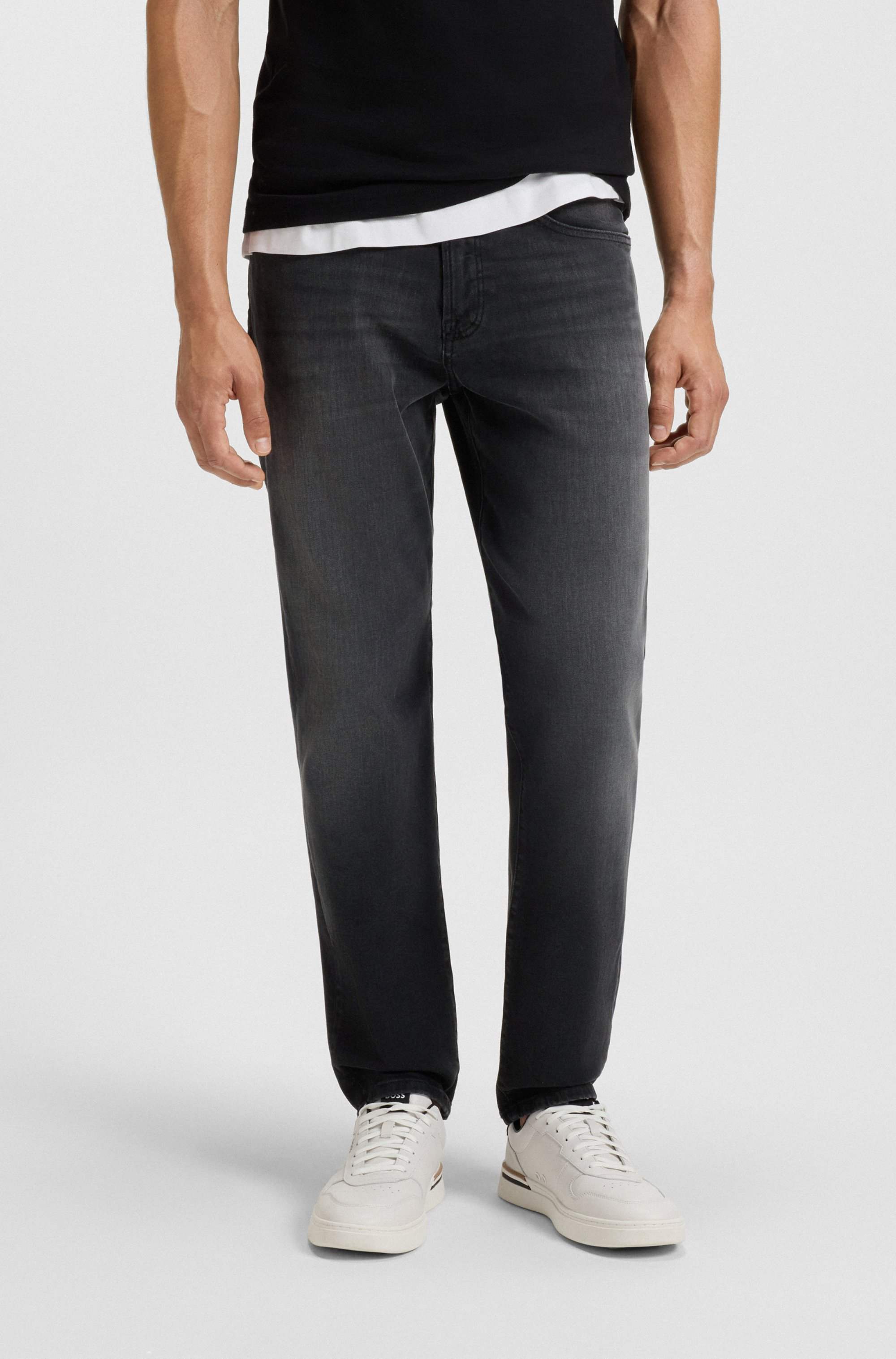 Maine regular-fit jeans in black super-stretch denim