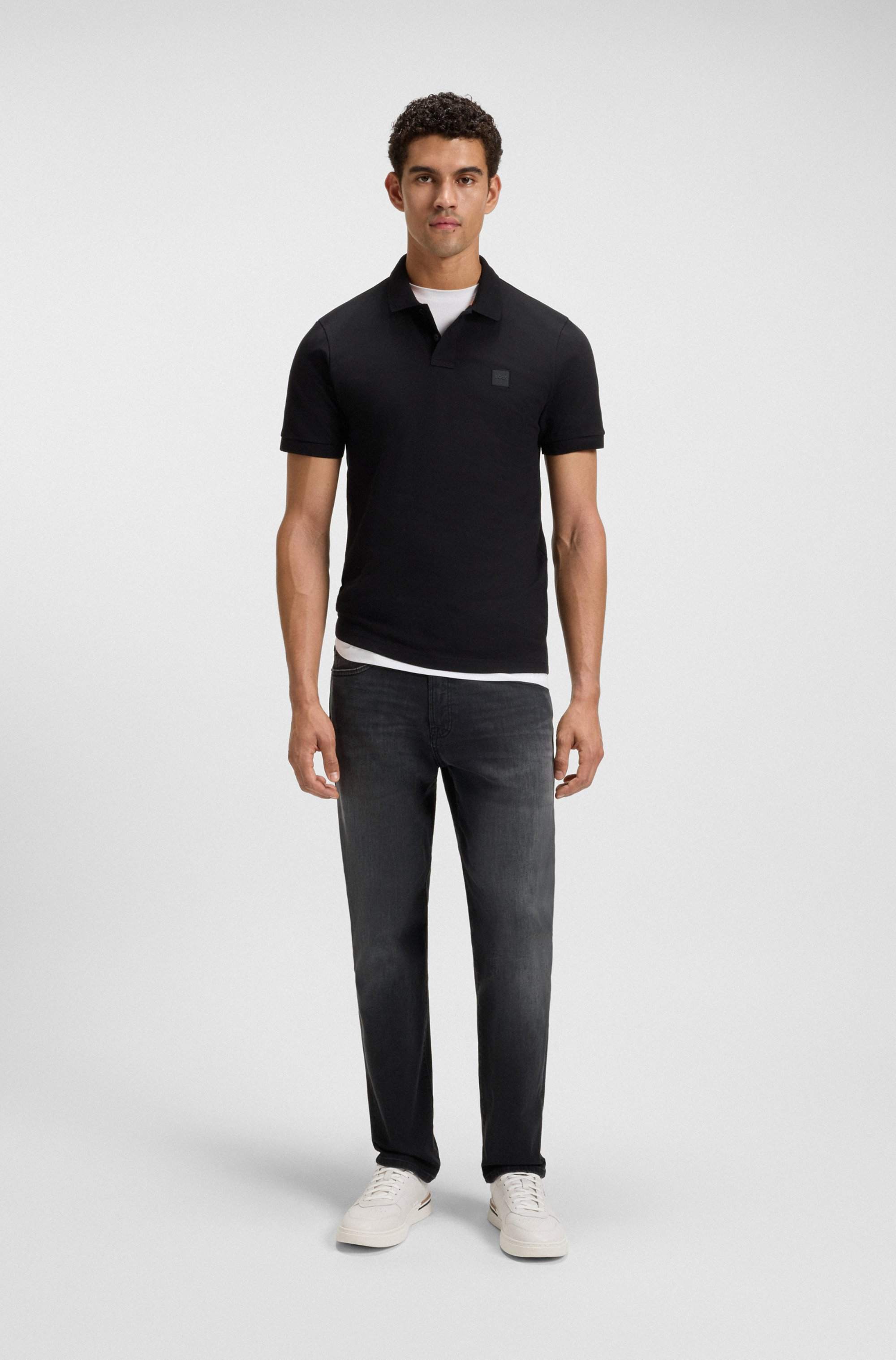 Maine regular-fit jeans in black super-stretch denim