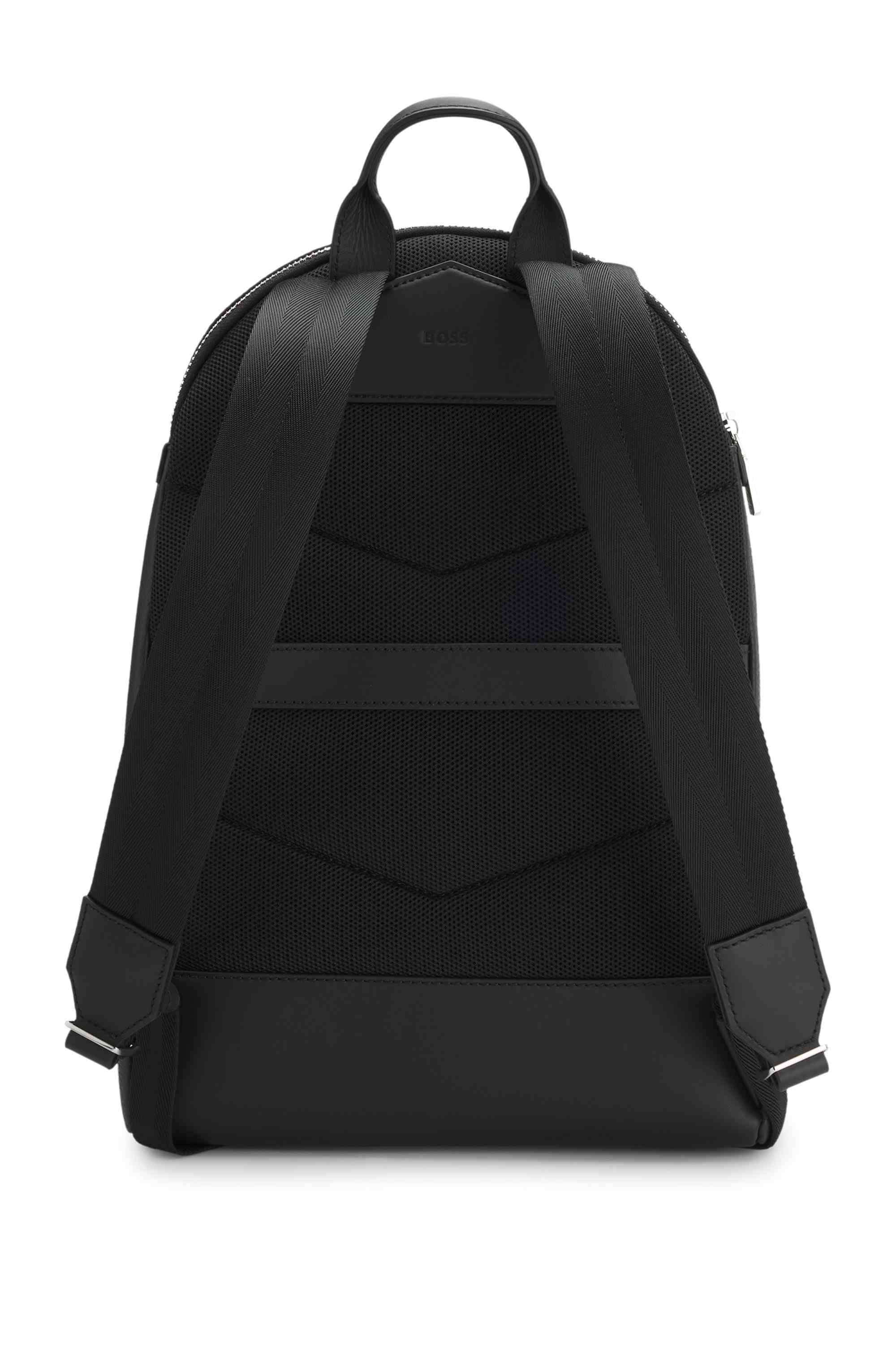Backpack in grained Italian leather with smart sleeve