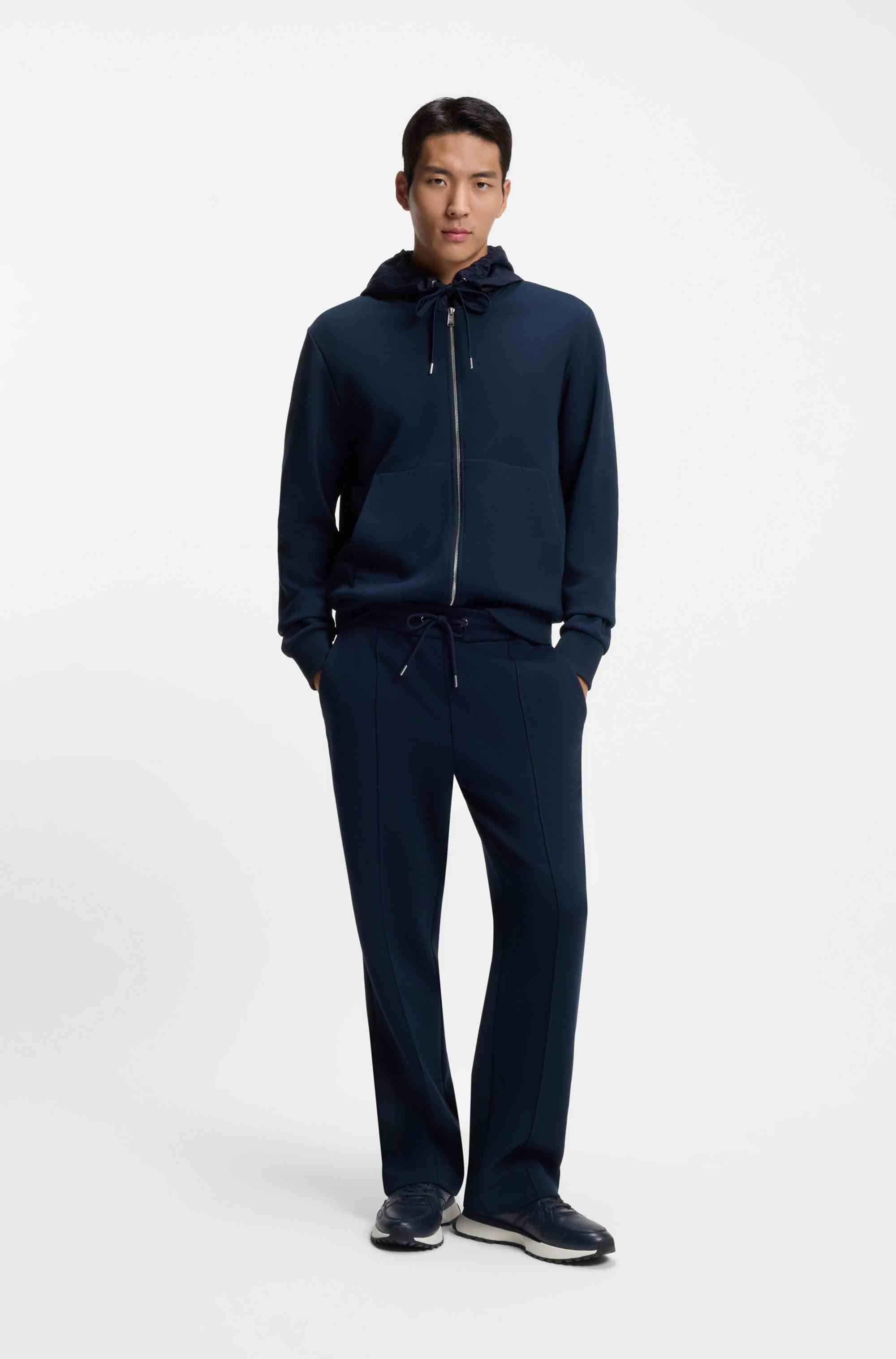 Trainers in burnished leather