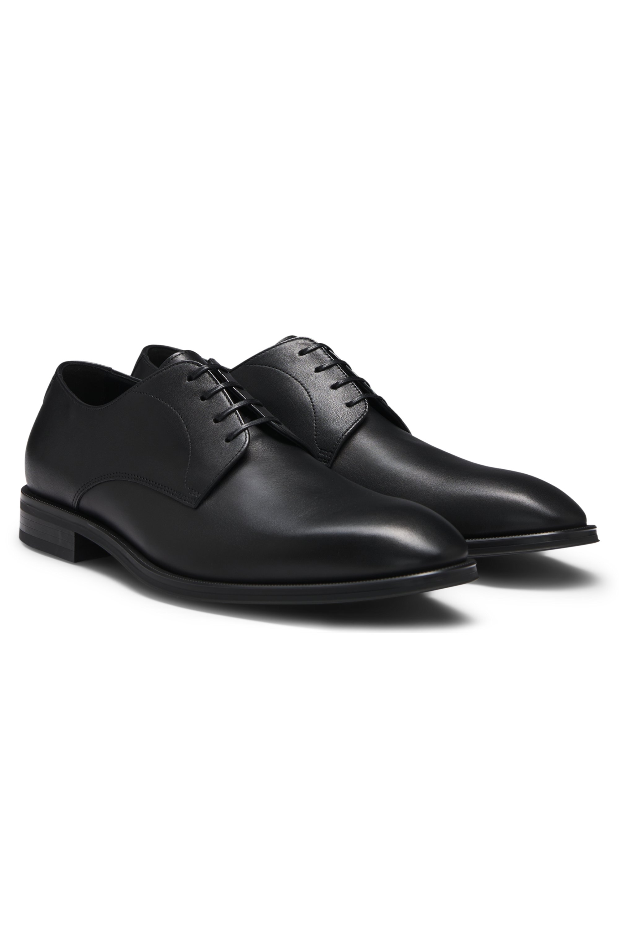 Italian-made Derby shoes in leather