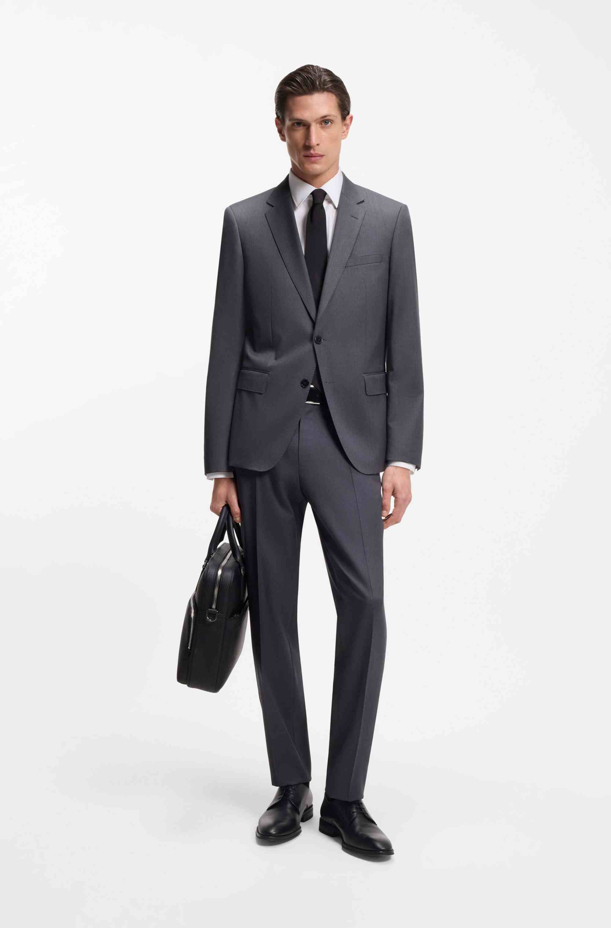 Italian-made Derby shoes in leather