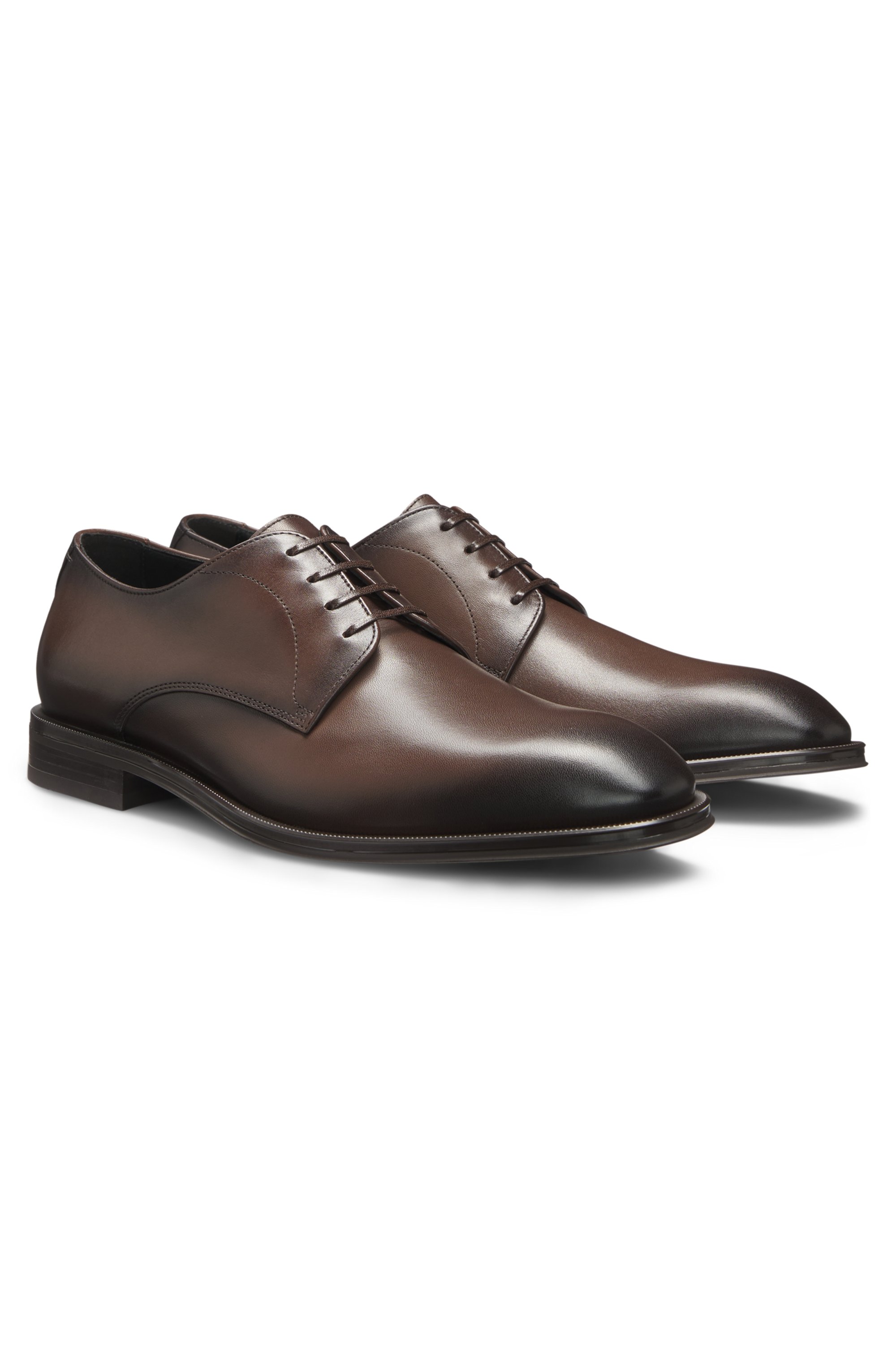 Italian-made Derby shoes in leather