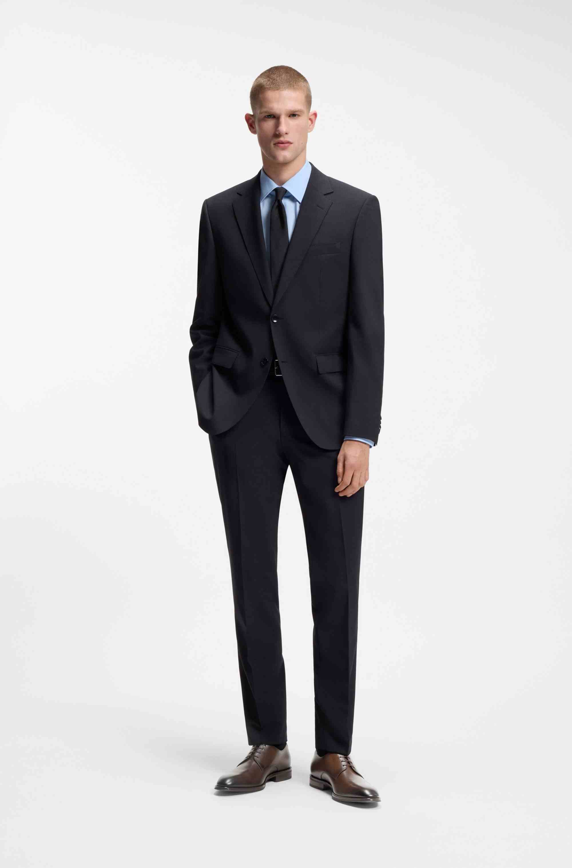 Italian-made Derby shoes in leather