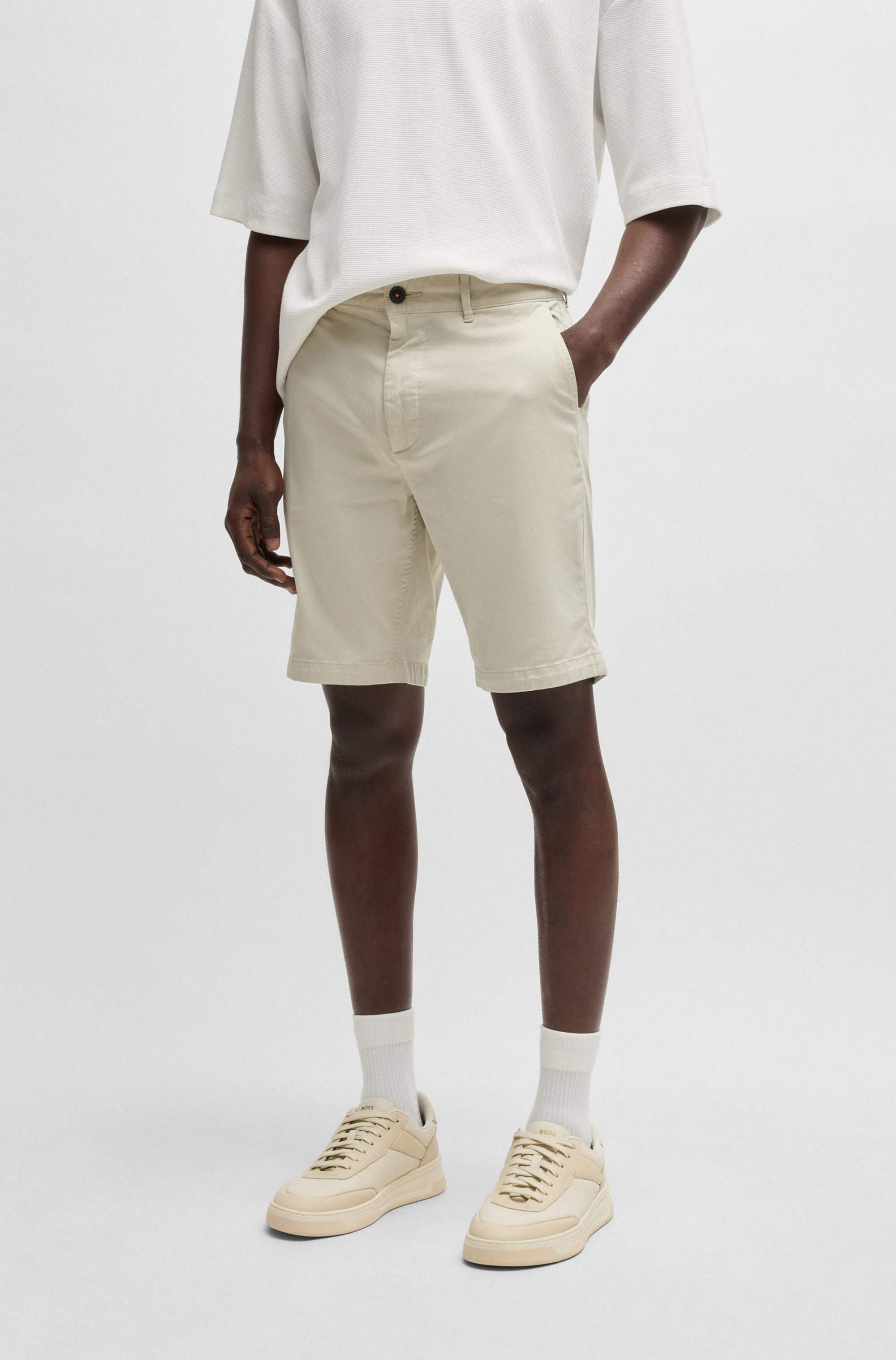 Slim-fit shorts in stretch-cotton twill