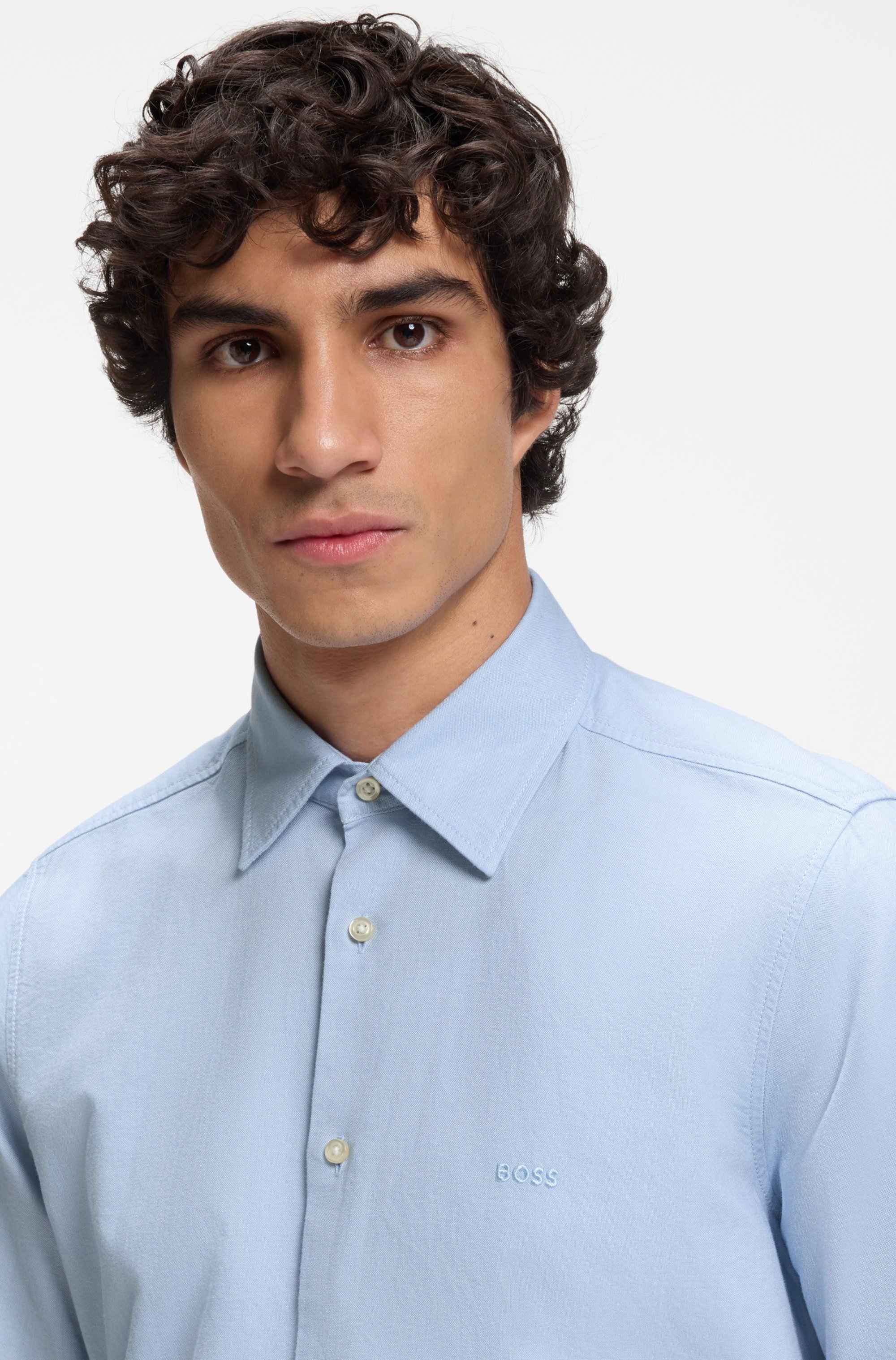 Regular-fit shirt in soft-washed Oxford cotton