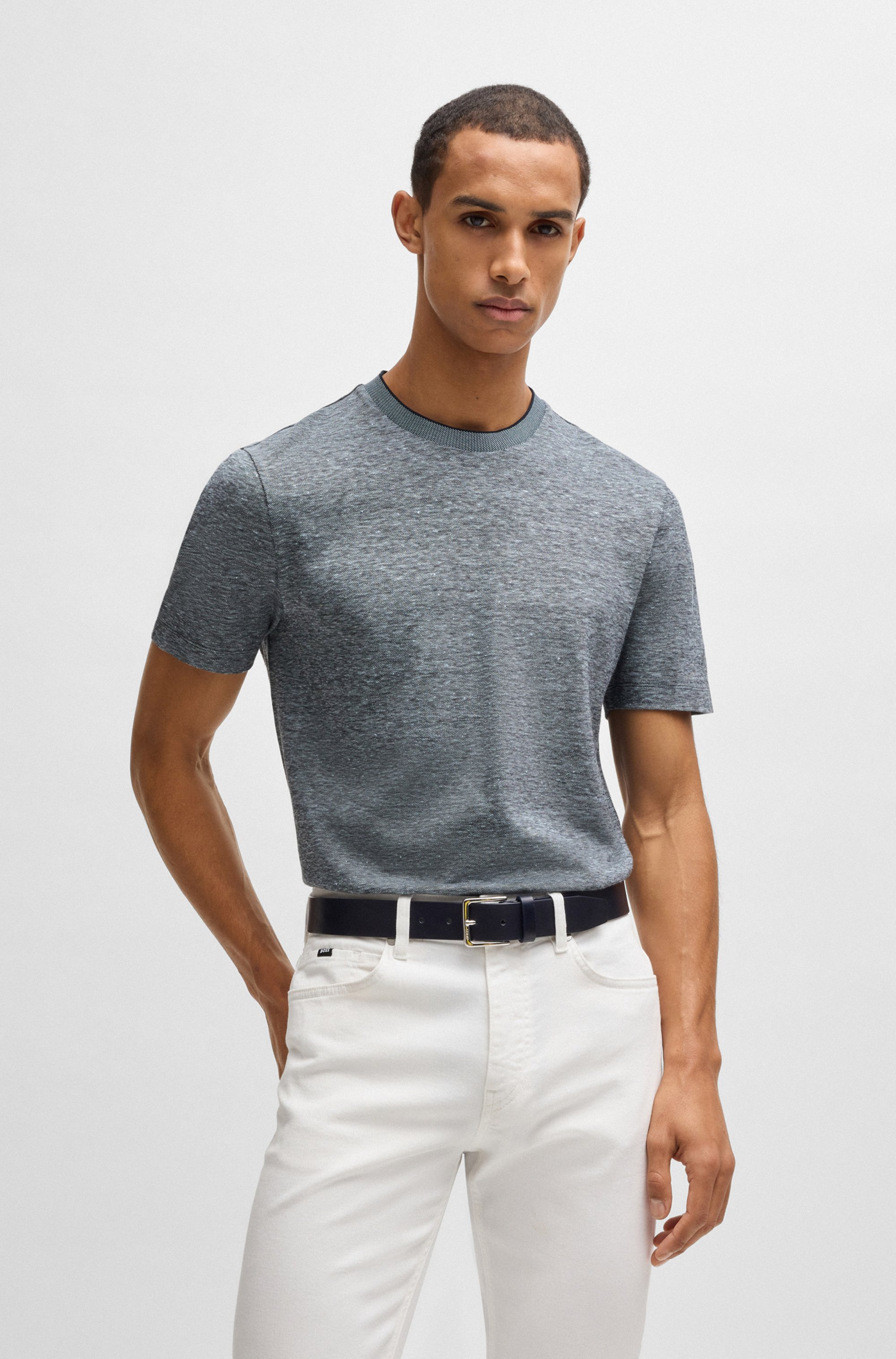 Regular-fit T-shirt in cotton and linen