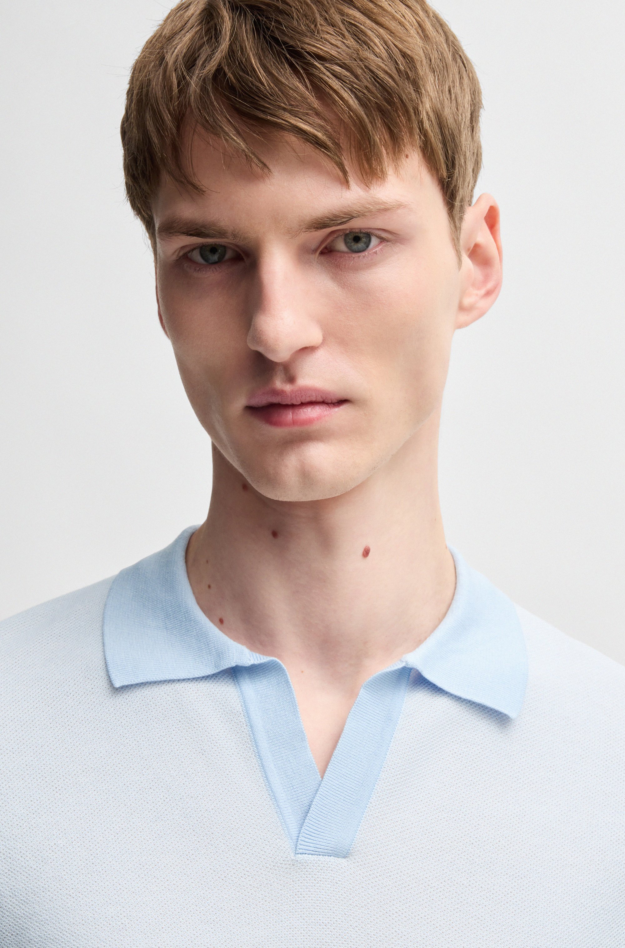 Cotton-blend knit sweater with Johnny collar