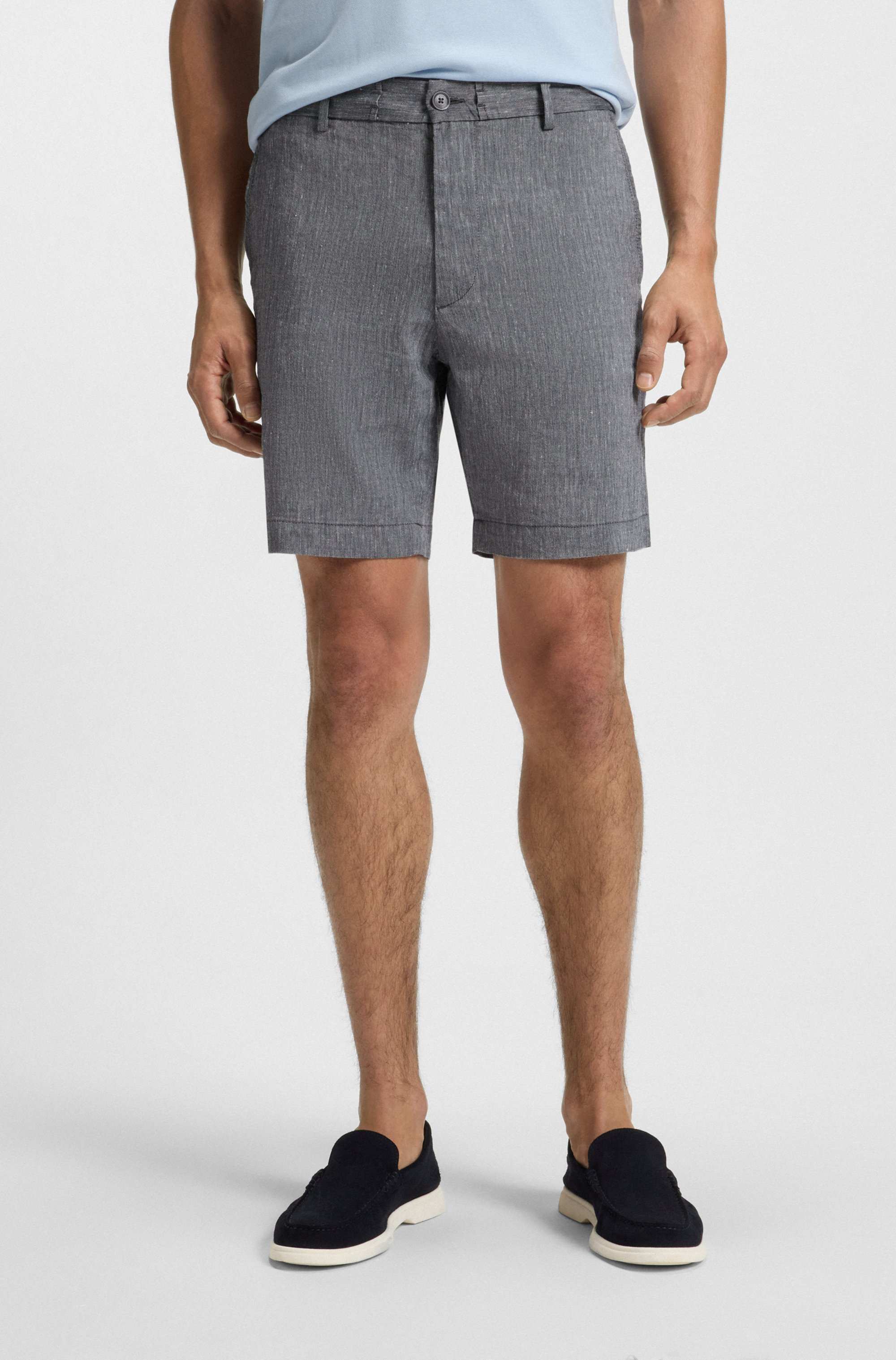 Regular-fit shorts in a linen blend with drawcord