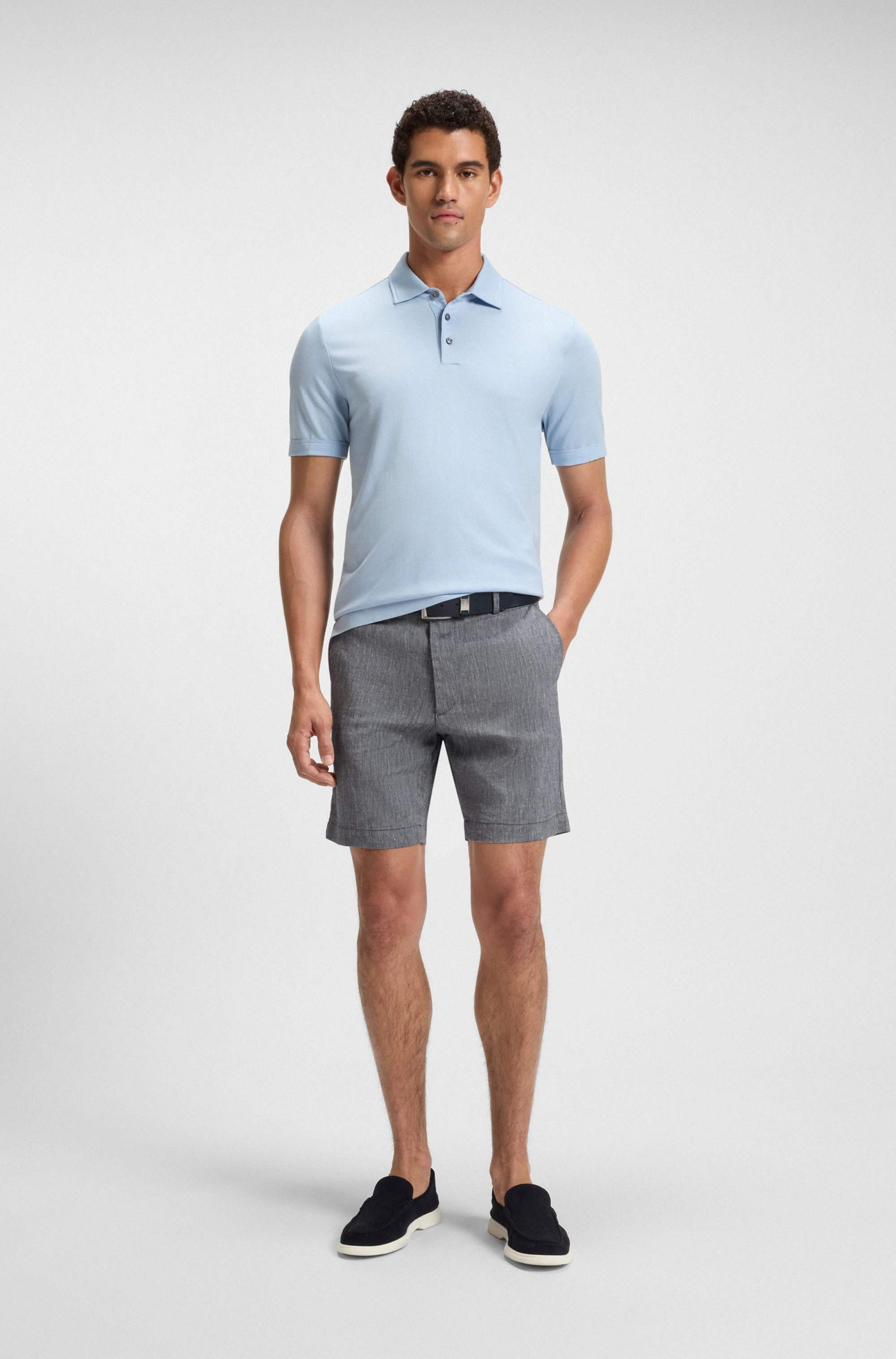 Regular-fit shorts in a linen blend with drawcord