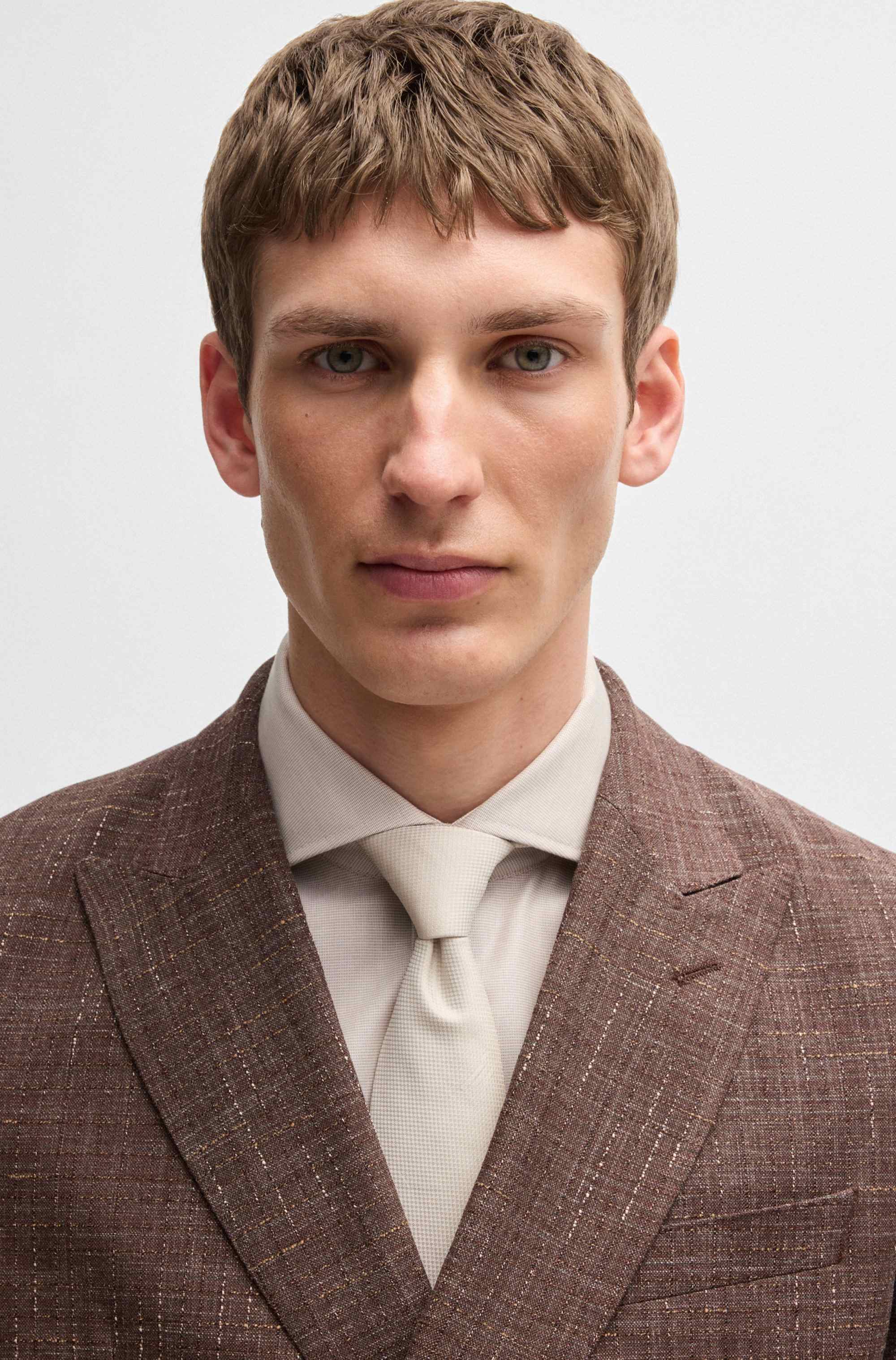 Micro-pattern jacquard tie with silk