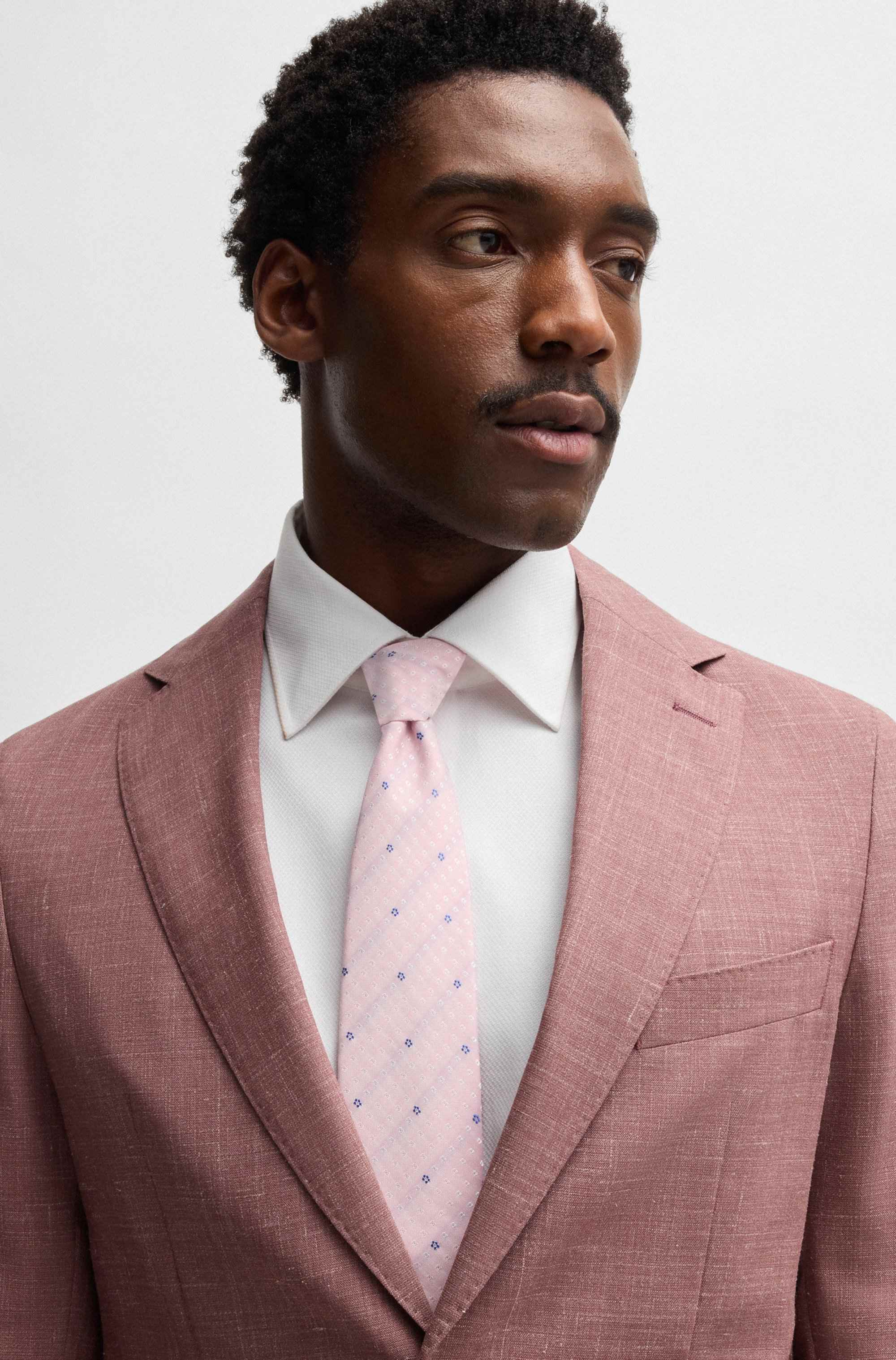 Formal tie with jacquard pattern