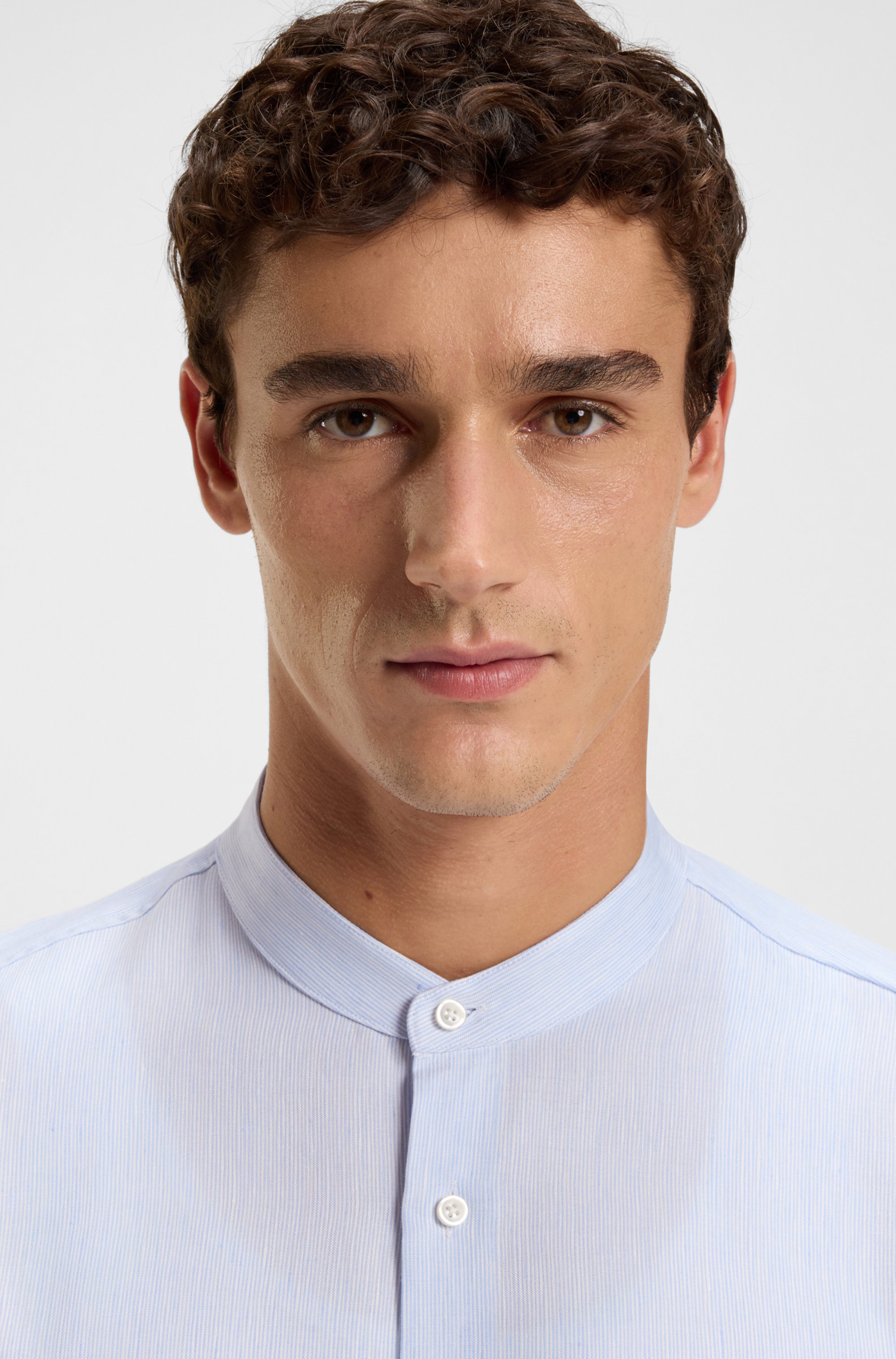 Slim-fit shirt in striped linen-blend twill