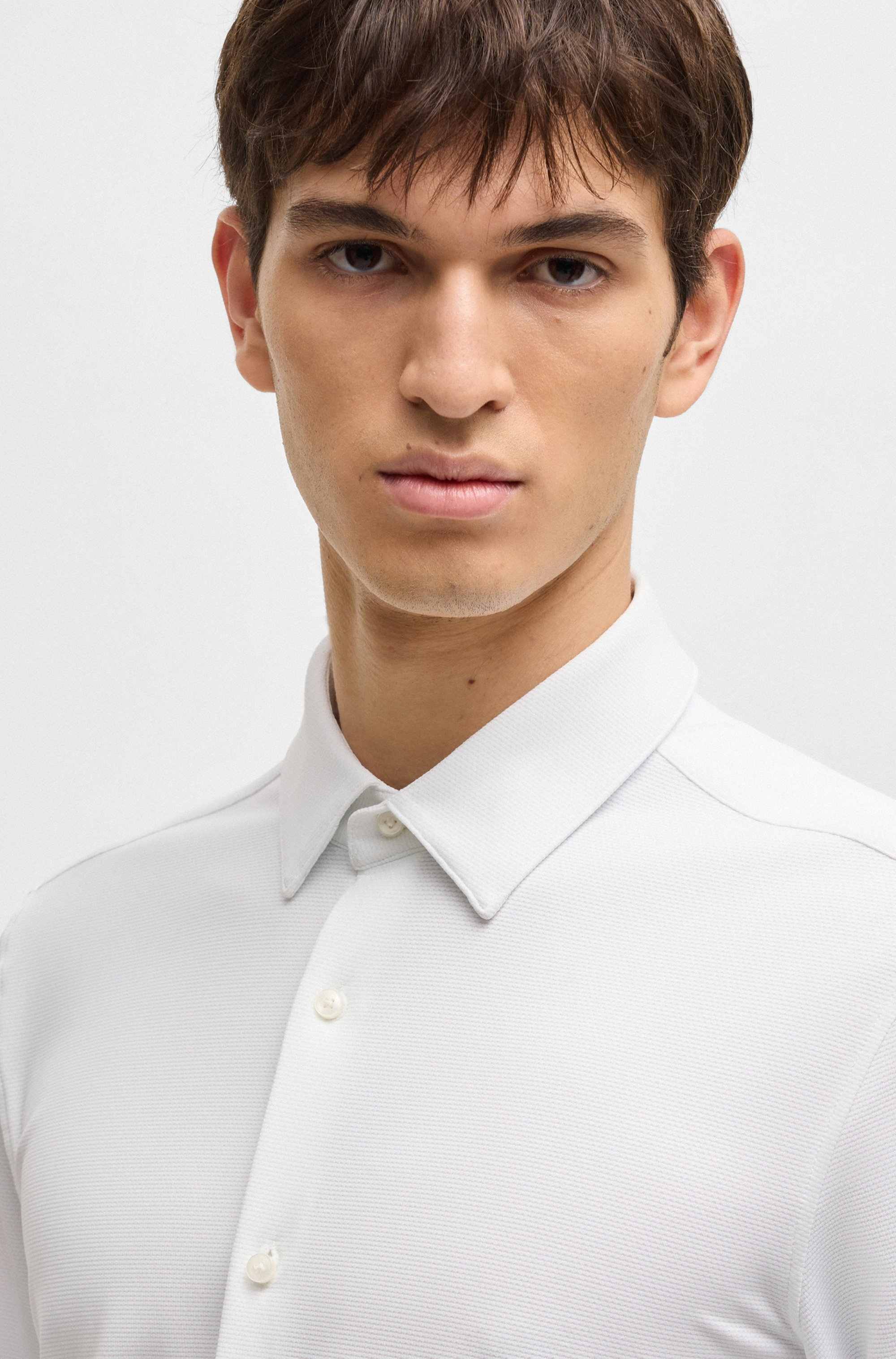 Slim-fit shirt in structured performance-stretch jersey