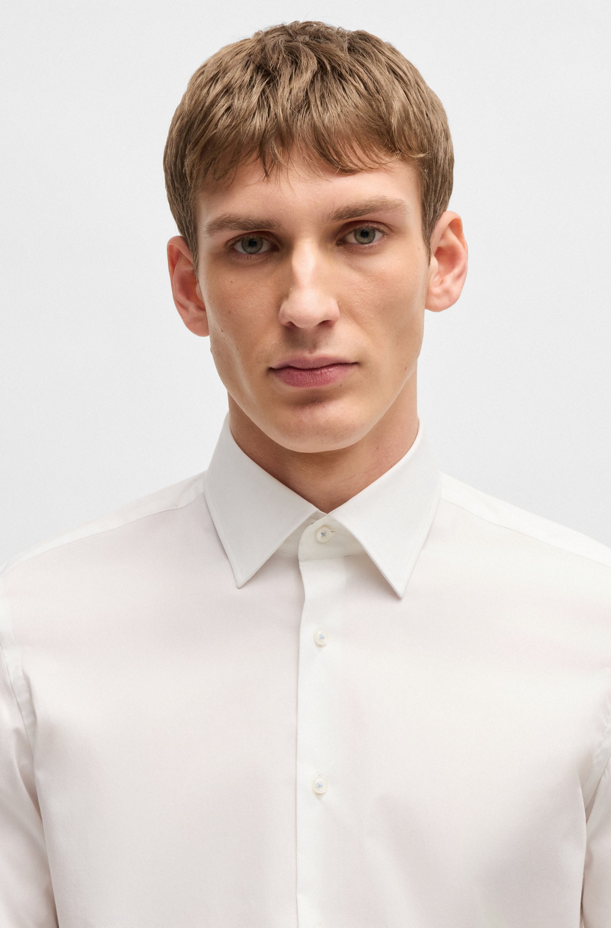 Regular-fit shirt in easy-iron stretch-cotton poplin