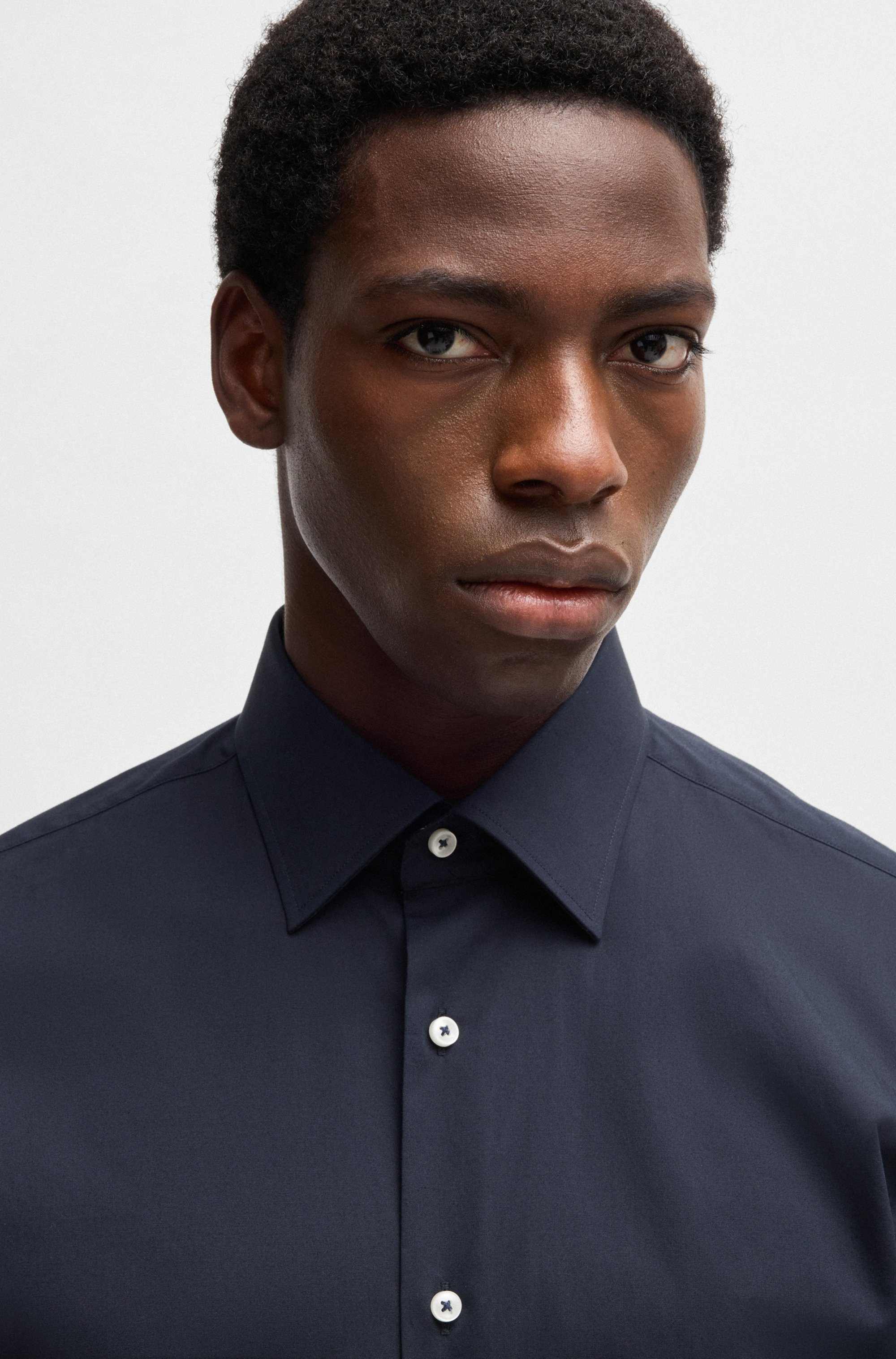 Regular-fit shirt in easy-iron stretch-cotton poplin