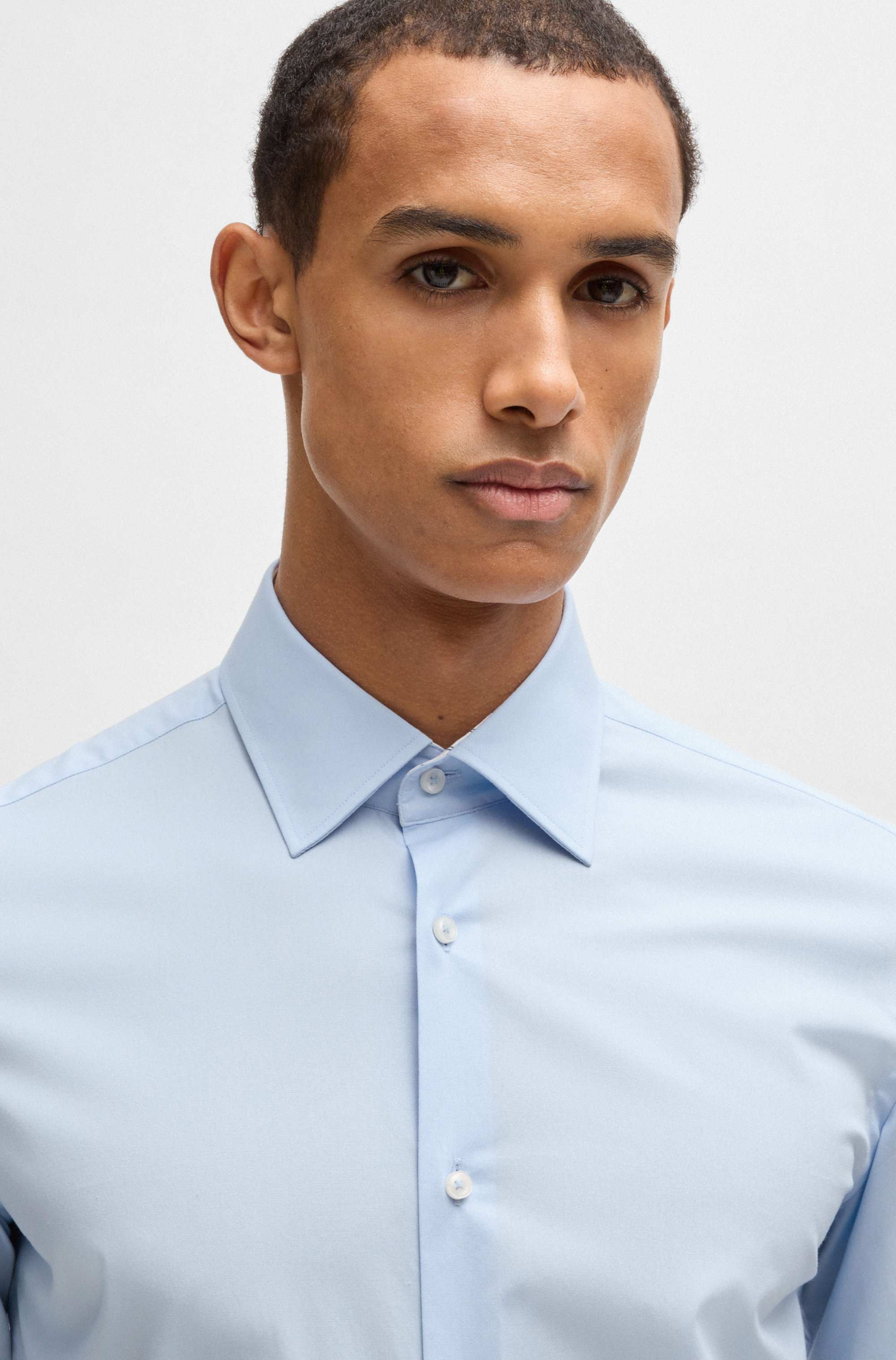 Regular-fit shirt in easy-iron stretch-cotton poplin