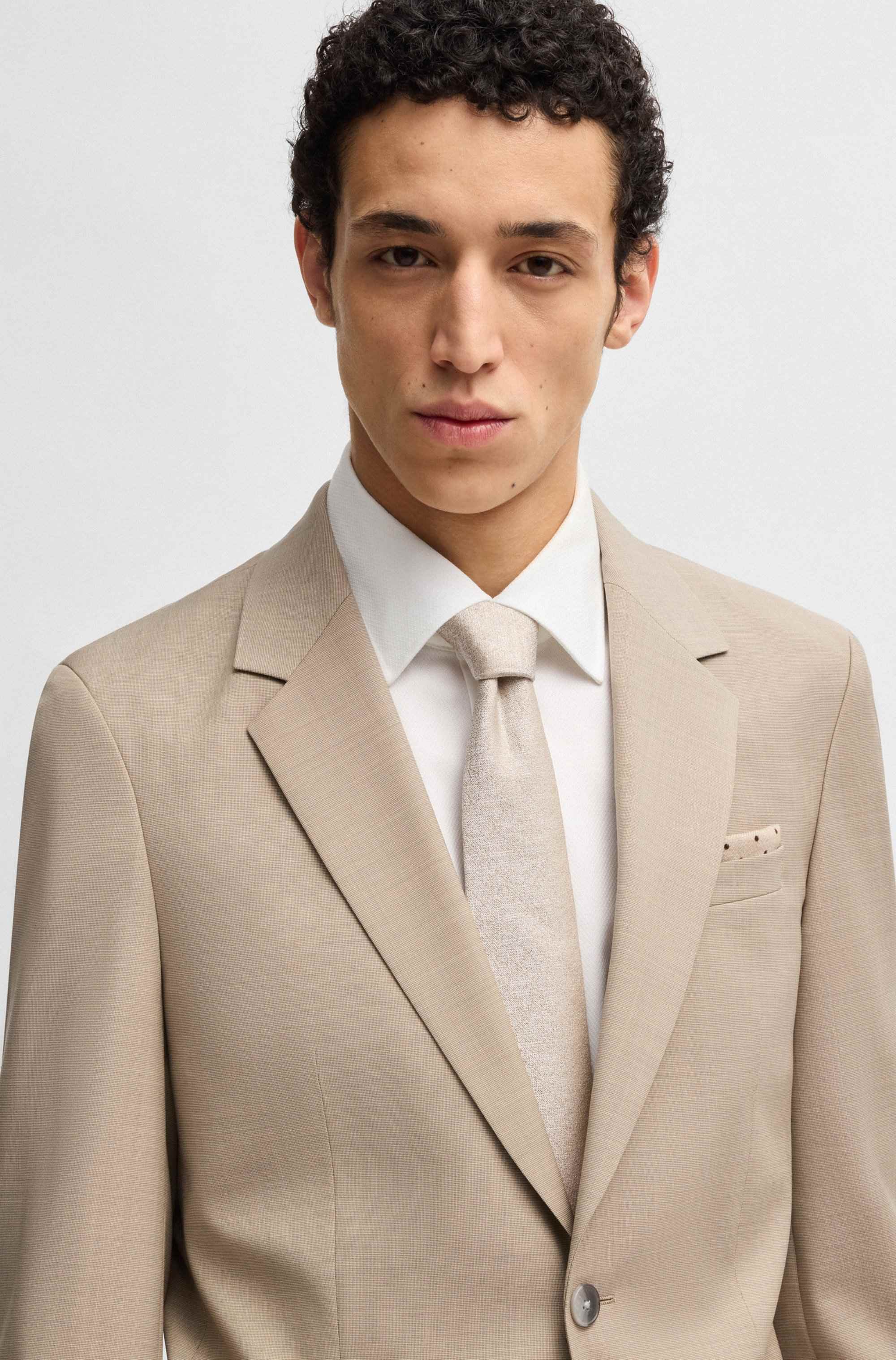 Silk tie with jacquard structure