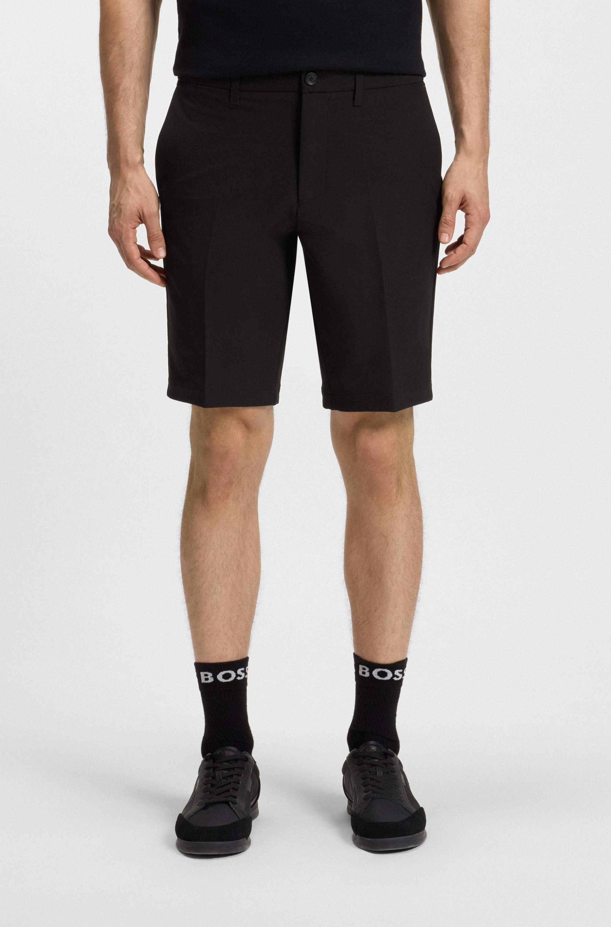 Slim-fit shorts in water-repellent stretch fabric