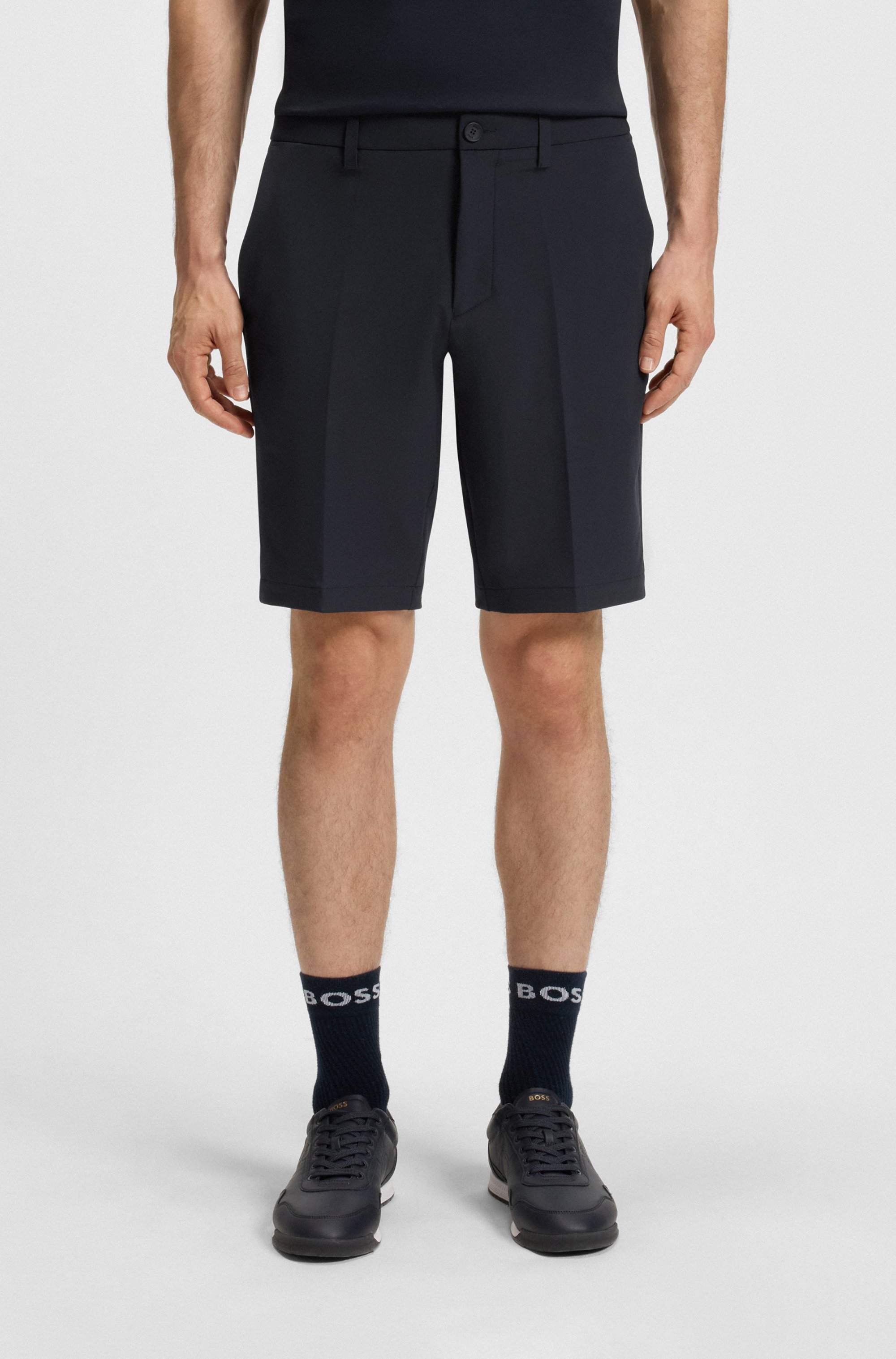 Slim-fit shorts in water-repellent stretch fabric