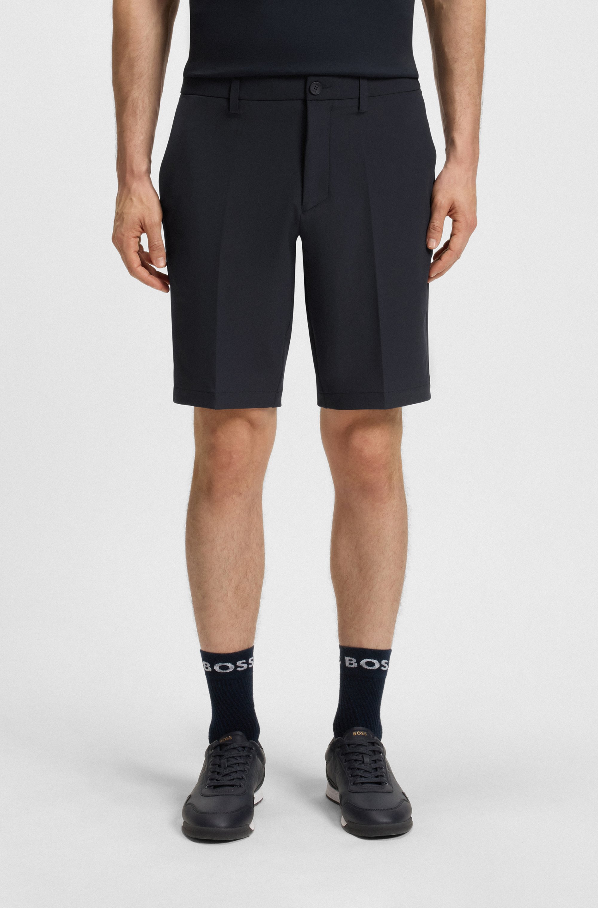 Slim-fit shorts in water-repellent stretch fabric