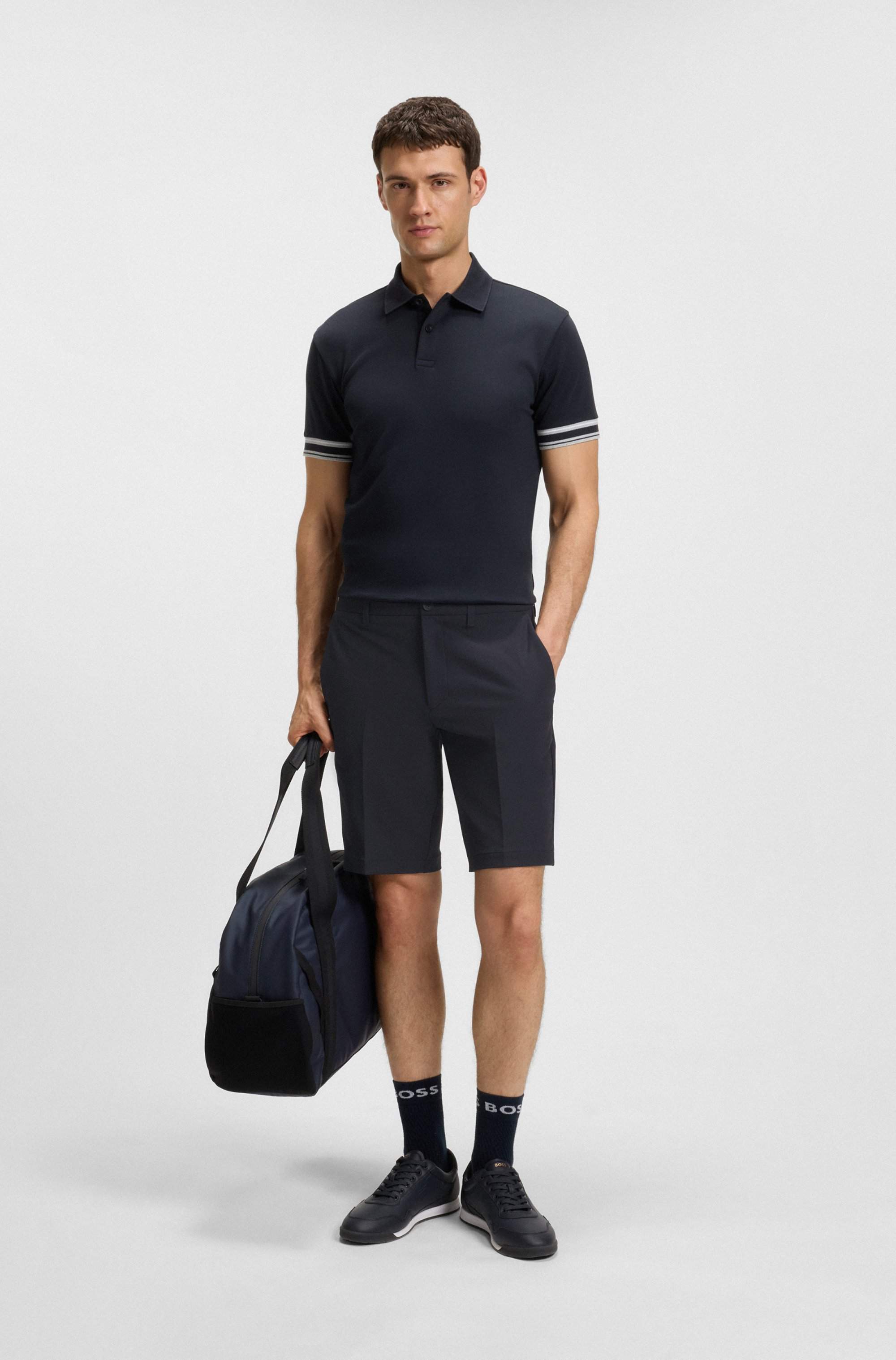Slim-fit shorts in water-repellent stretch fabric