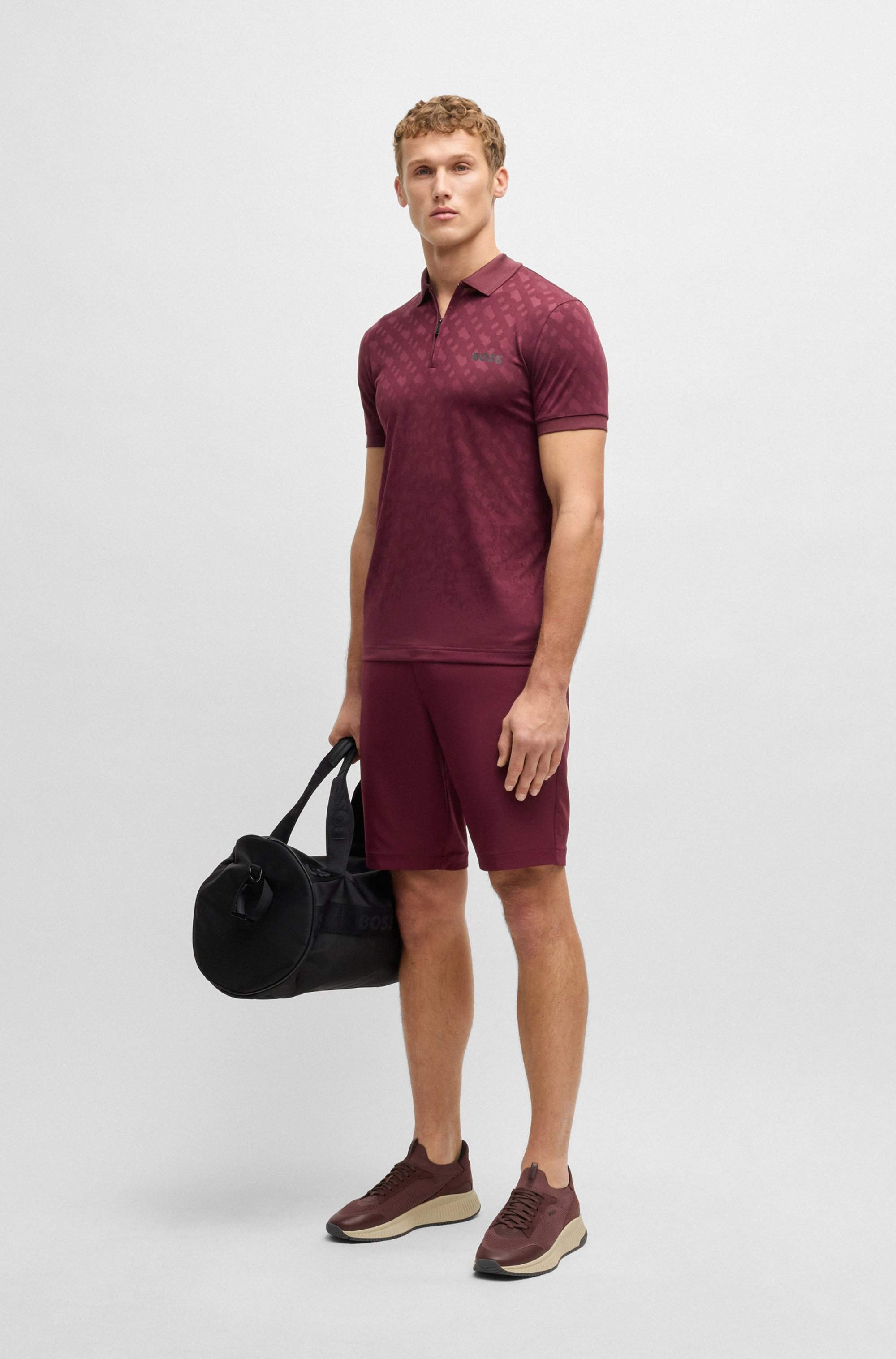 Slim-fit shorts in water-repellent stretch fabric