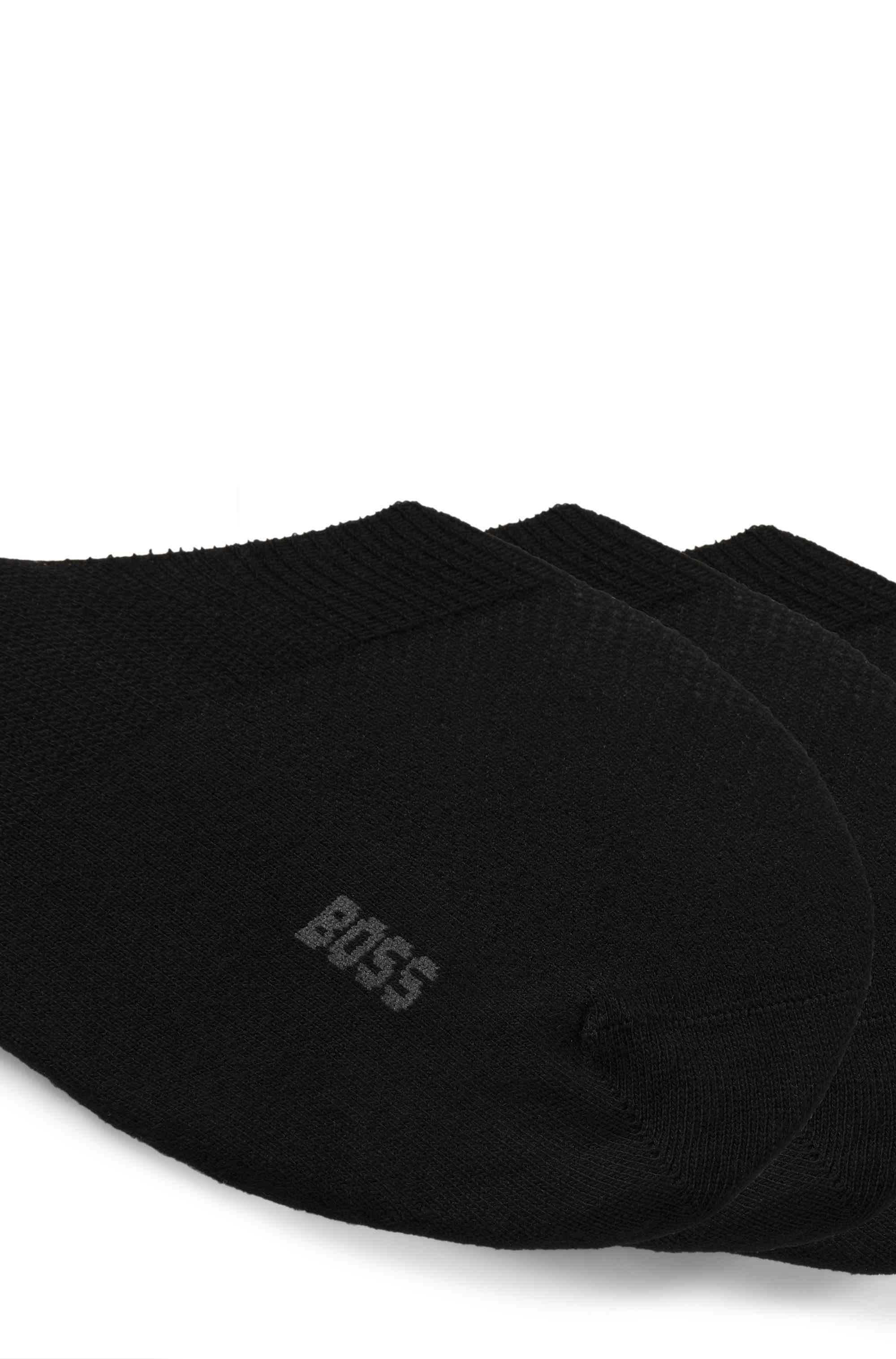 Three-pack of invisible socks in a cotton blend