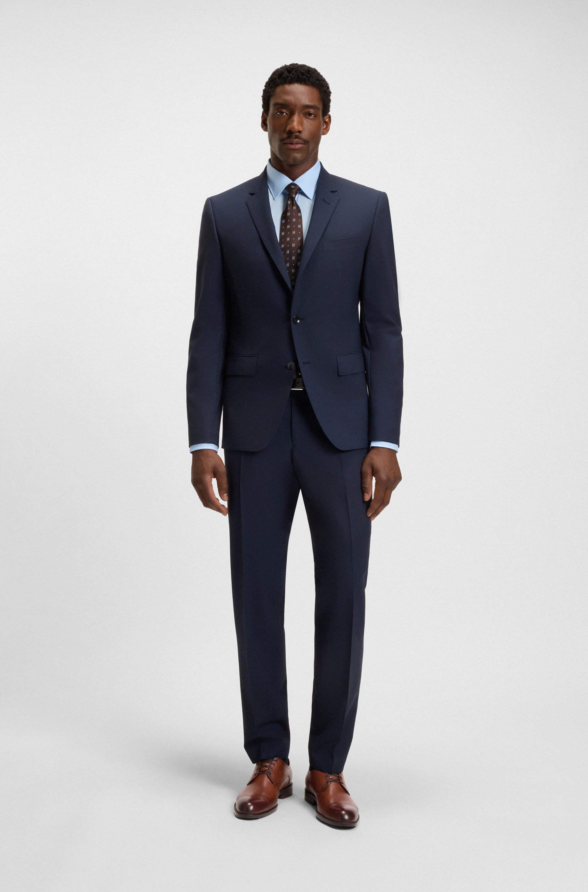 Leather Derby shoes with stitching details