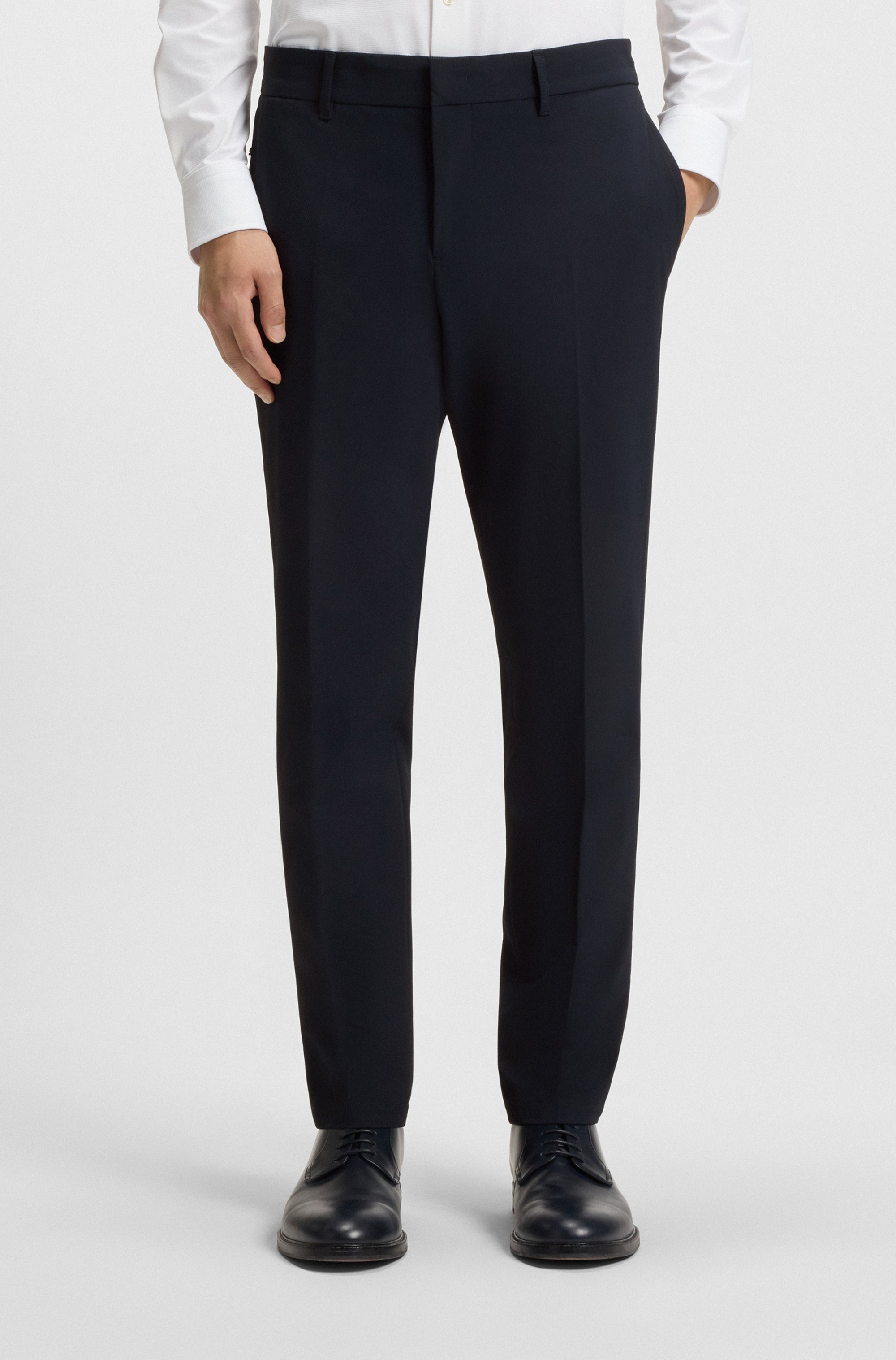 Packable slim-fit trousers in performance-stretch fabric