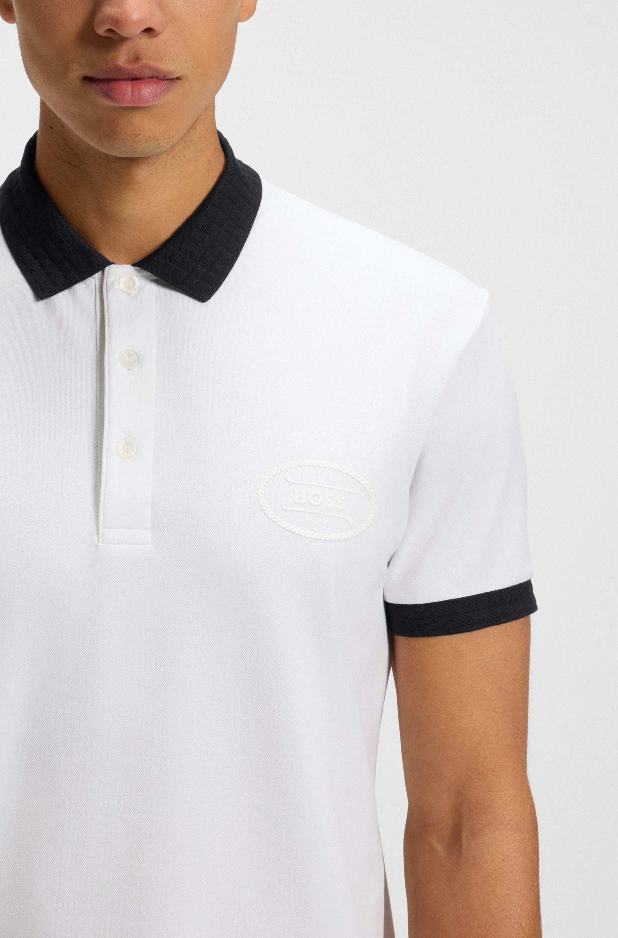 Cotton-blend polo shirt in moisture-wicking stretch piqué