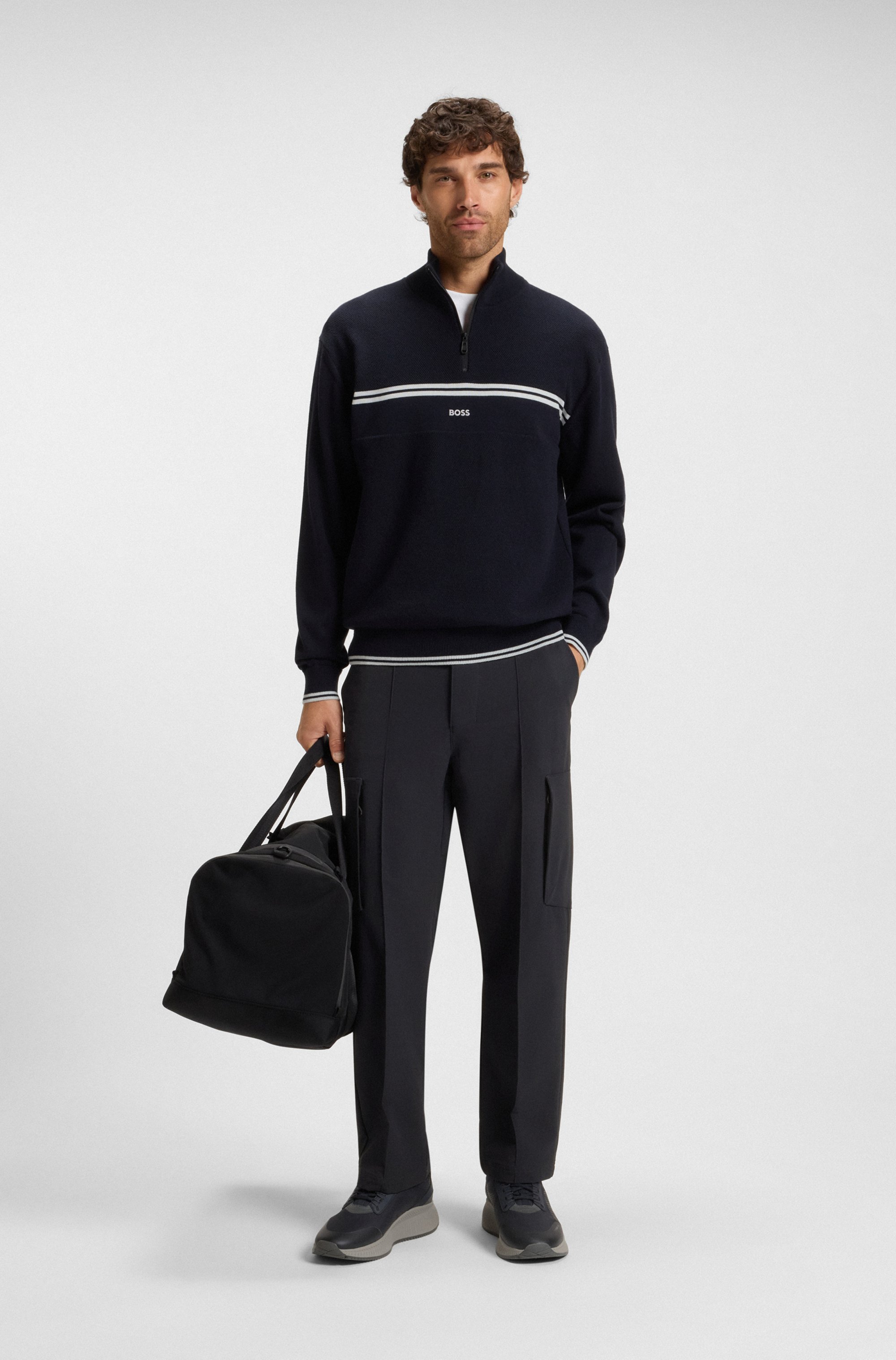 Cargo trousers with pintuck pleats