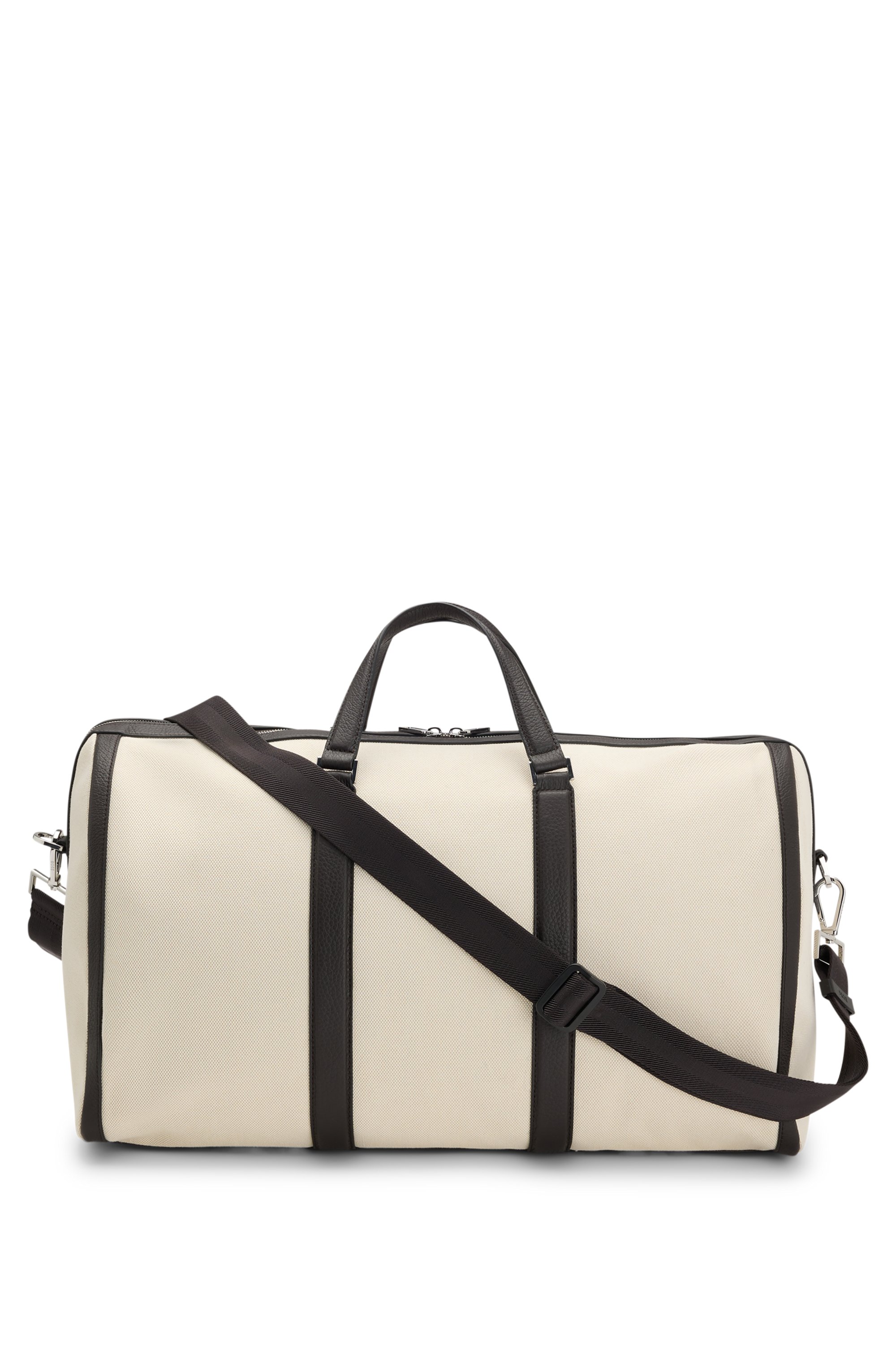 Canvas holdall with leather trims