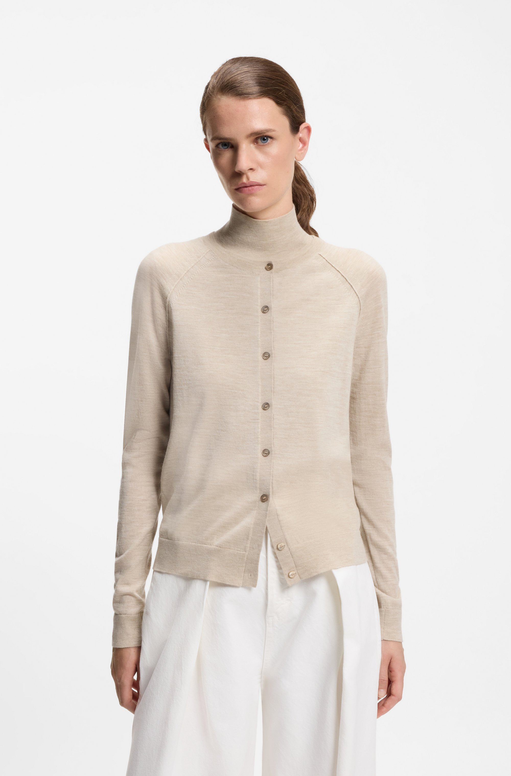 Button-up cardigan in extra-fine merino wool