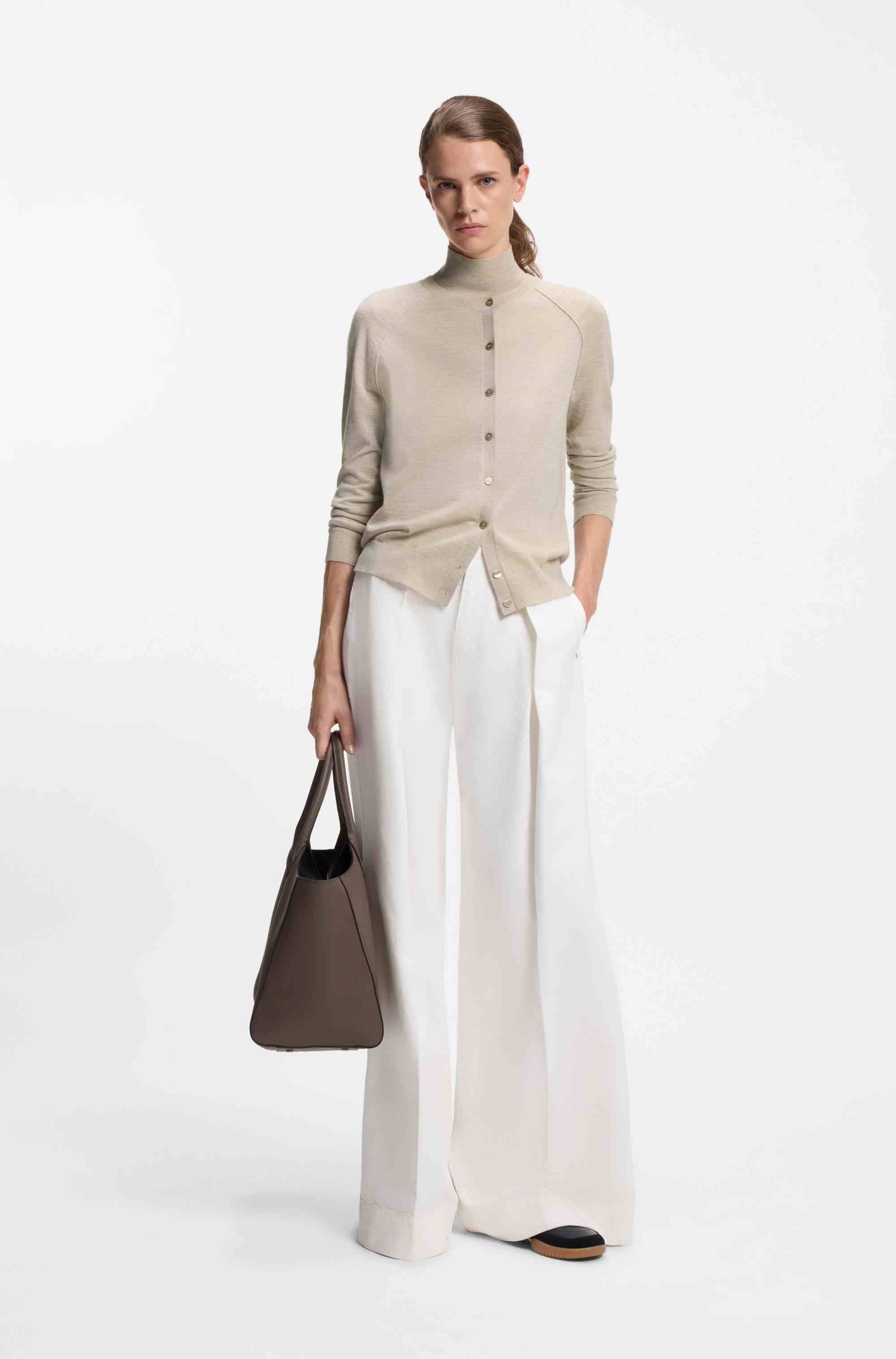 Button-up cardigan in extra-fine merino wool