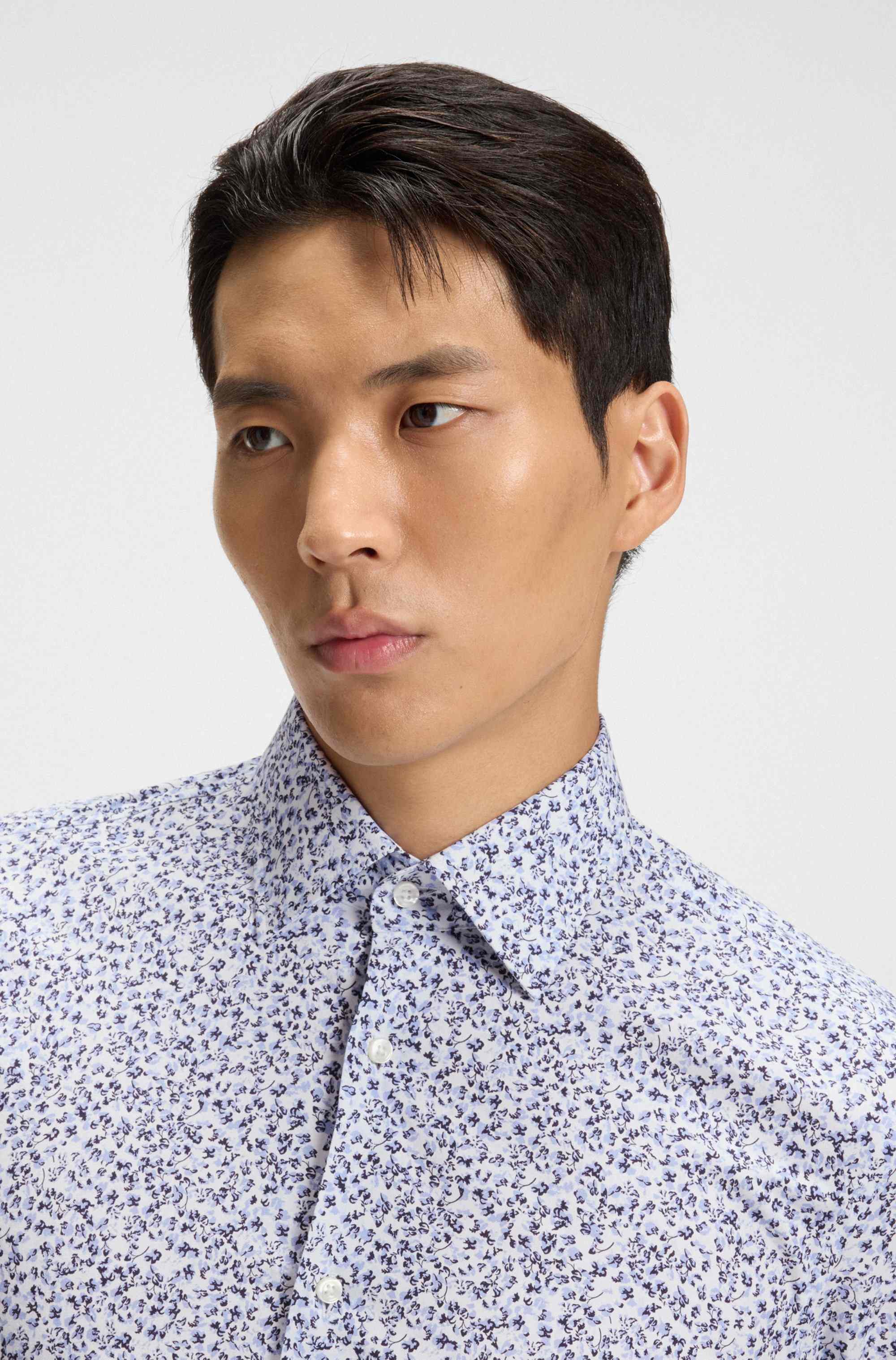 Slim-fit shirt in floral-print stretch-cotton poplin