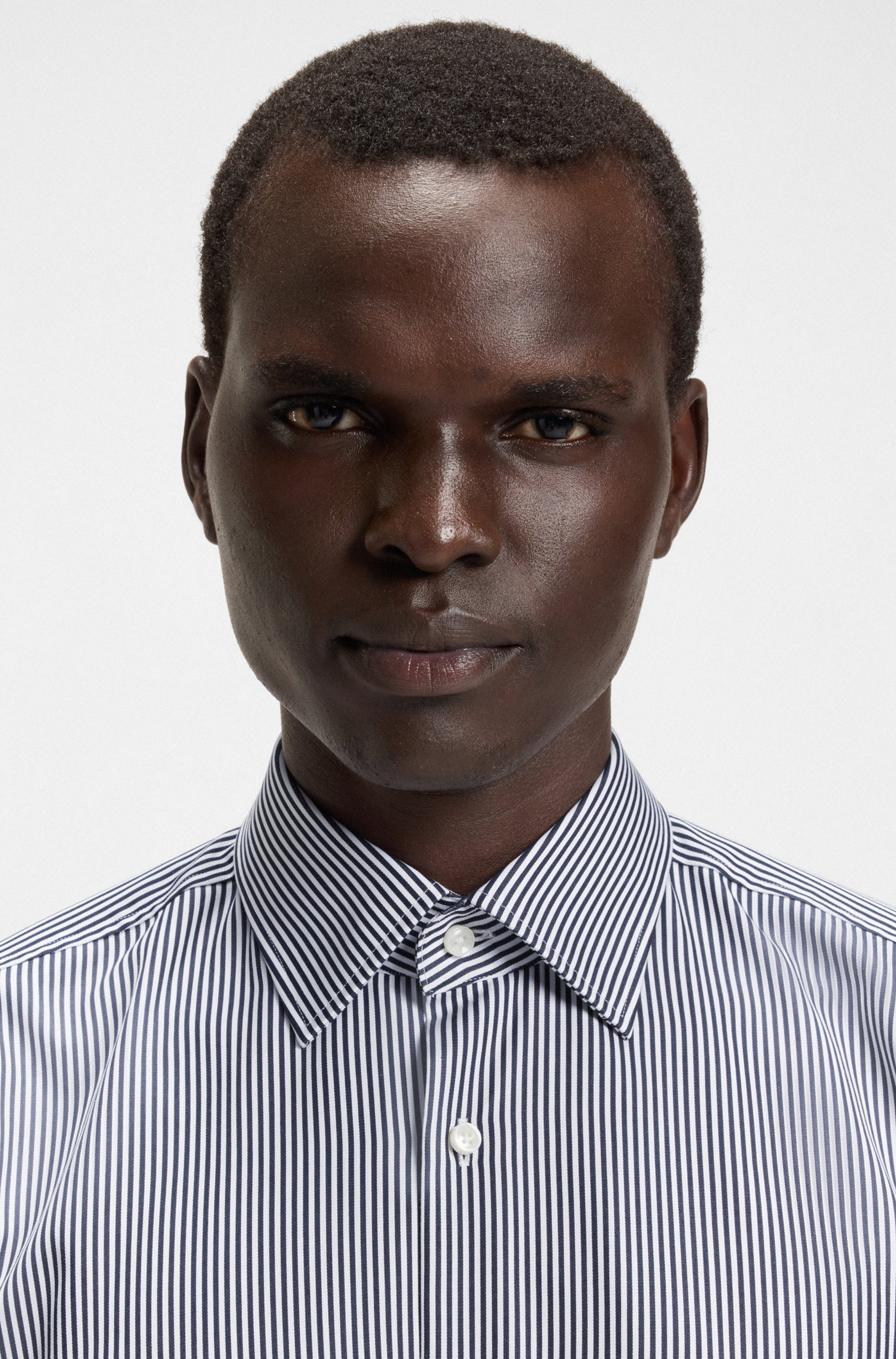 Slim-fit shirt in easy-iron striped cotton