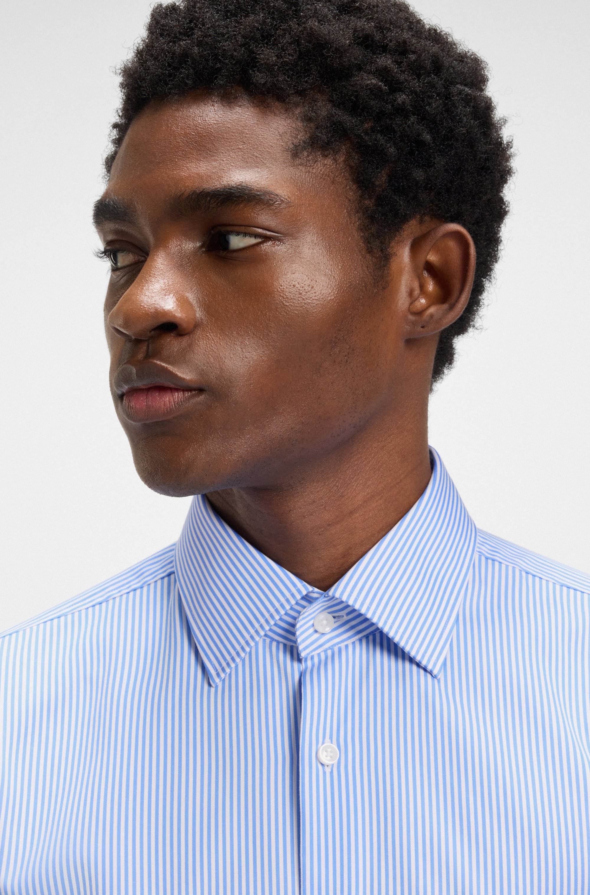 Slim-fit shirt in easy-iron striped cotton