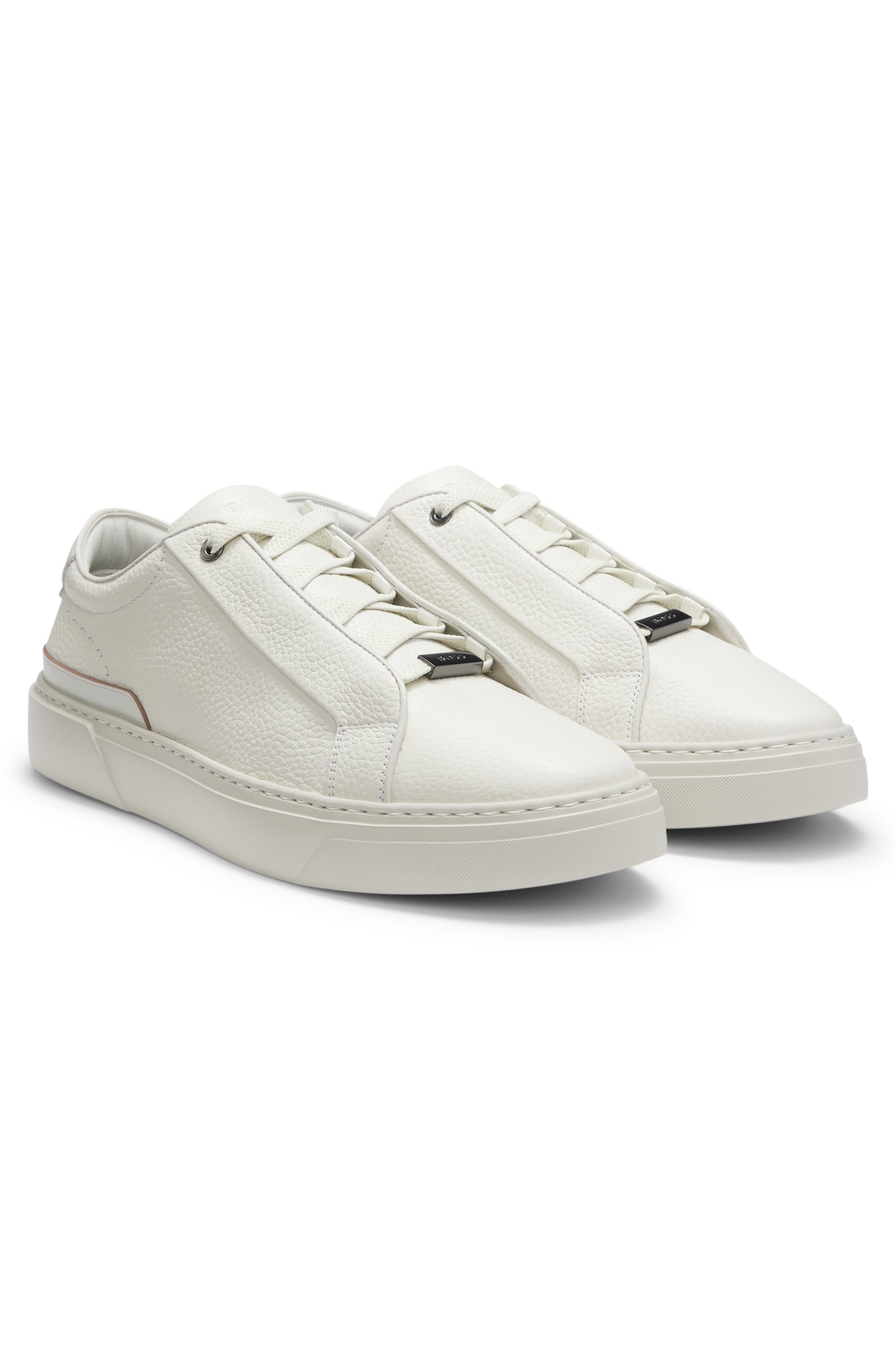 Gary trainers in grained leather with signature trims