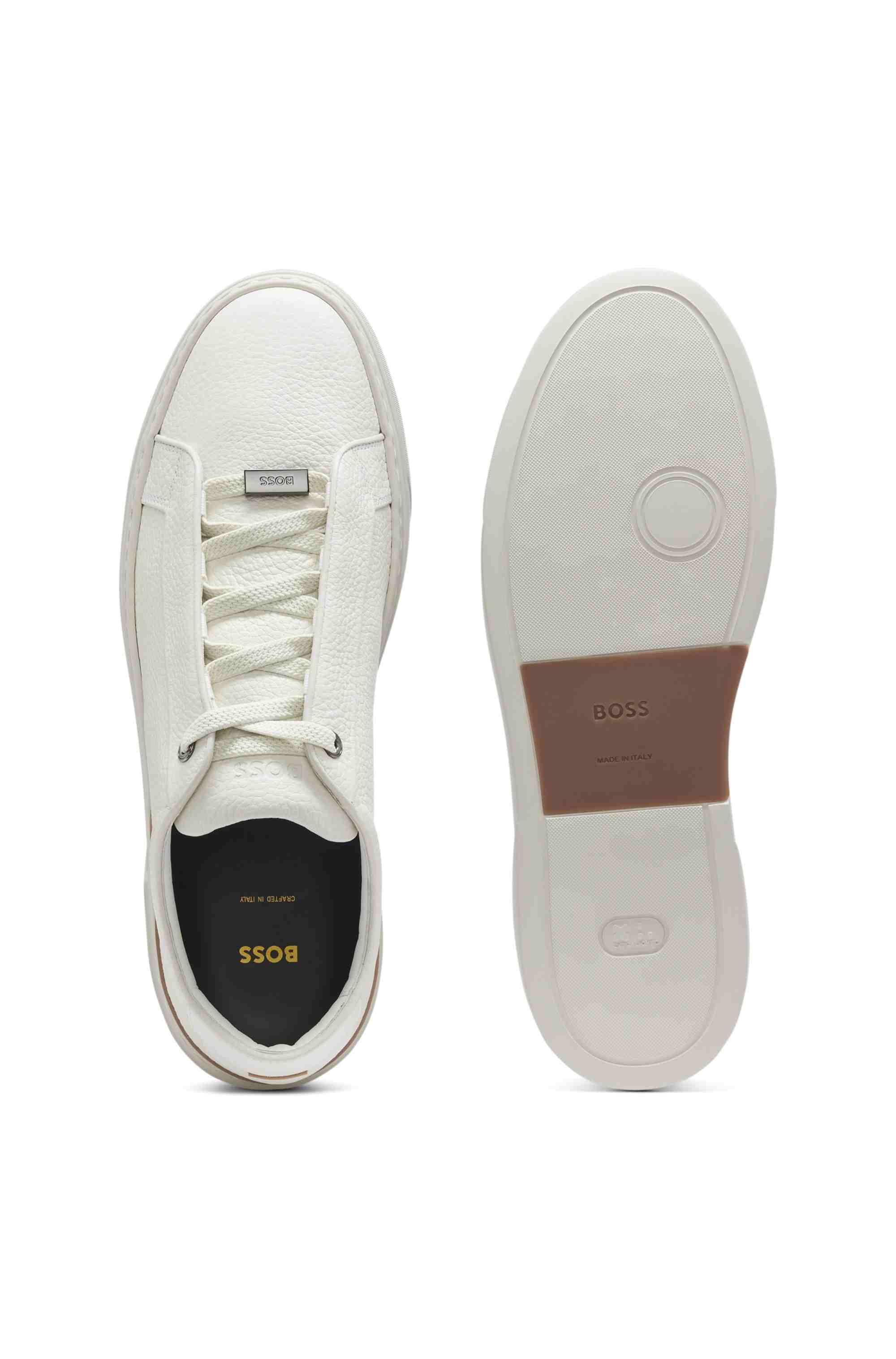 Gary trainers in grained leather with signature trims
