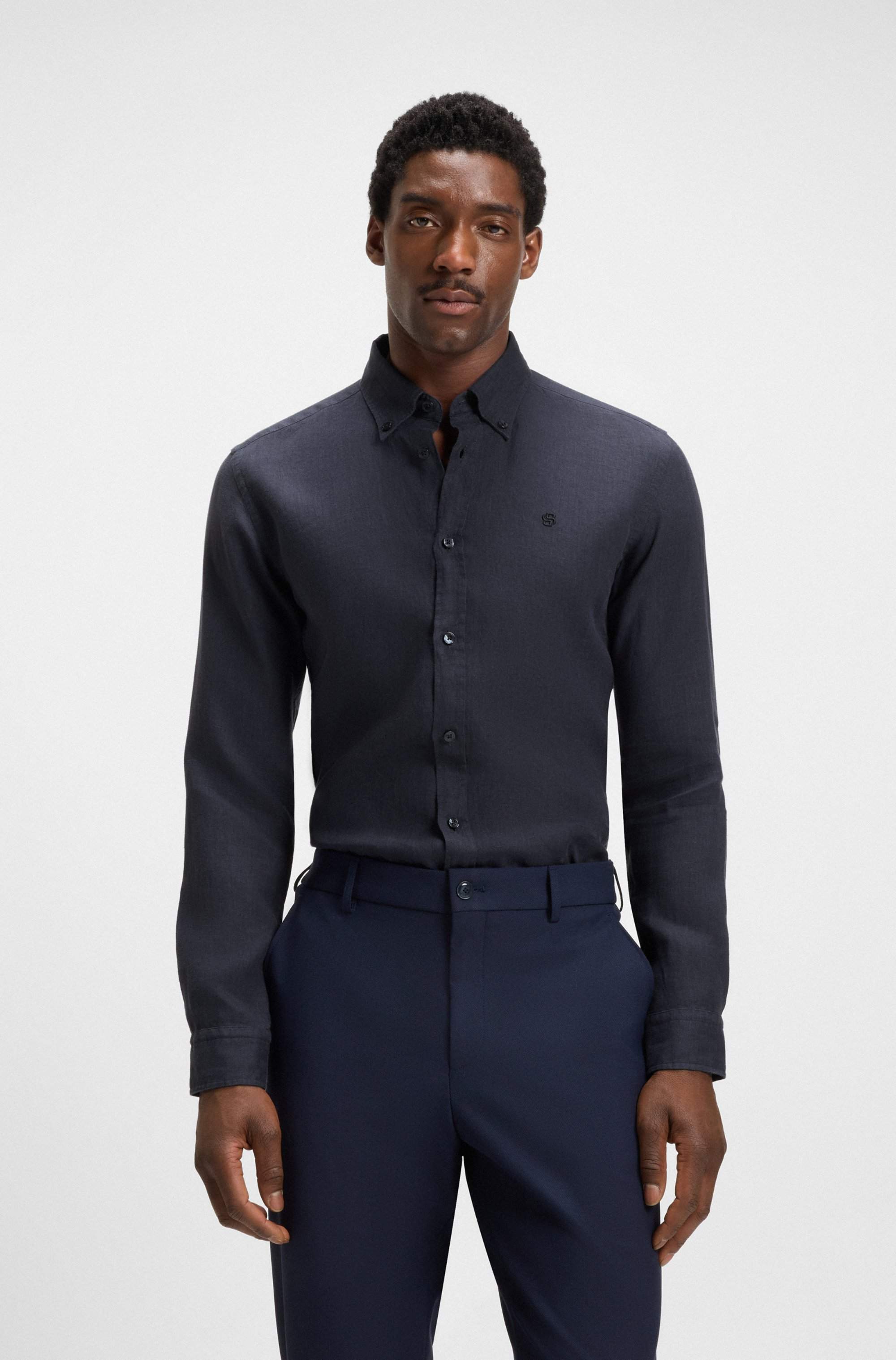 Slim-fit shirt in linen