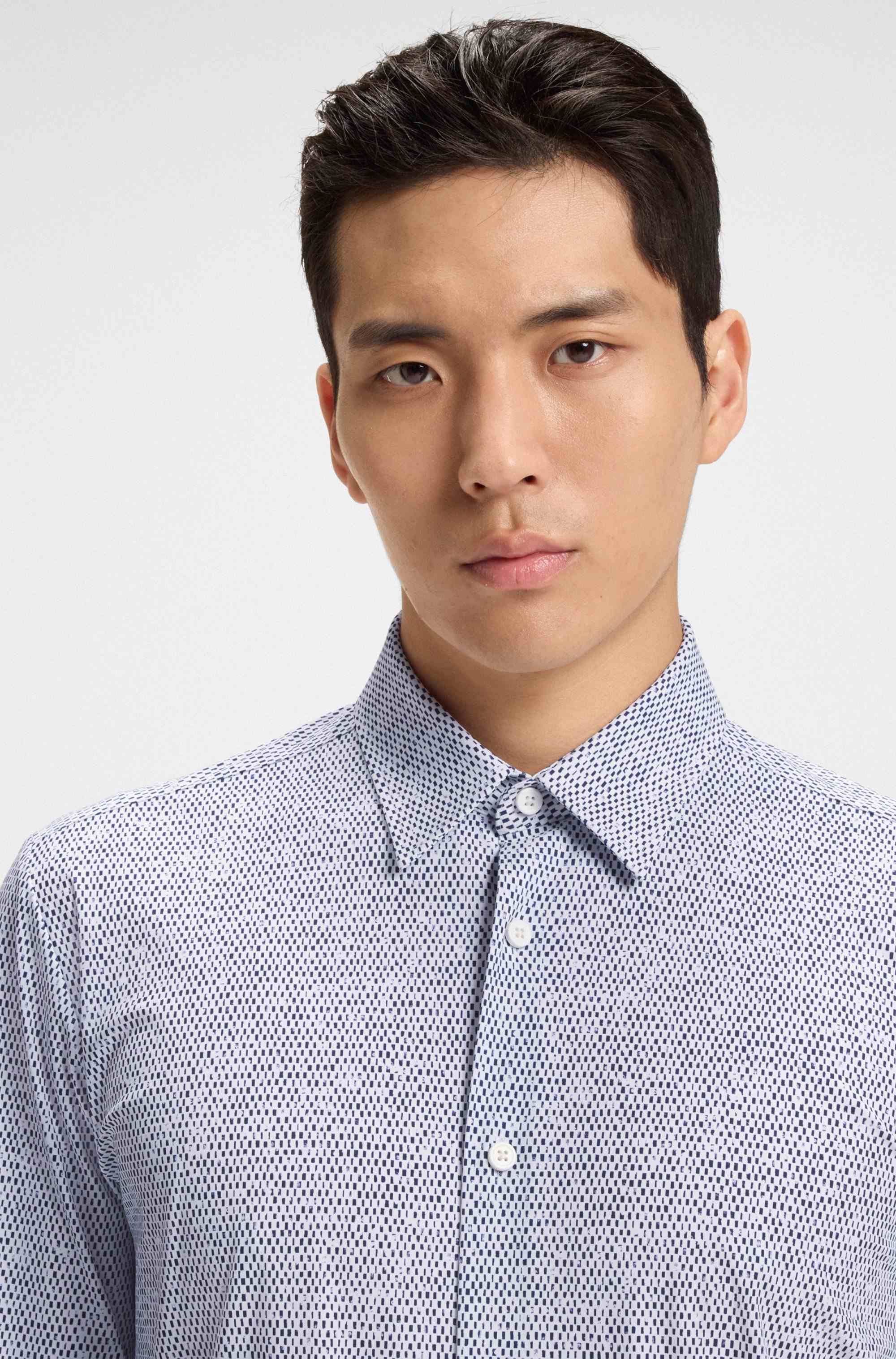 Slim-fit shirt in printed performance-stretch jersey