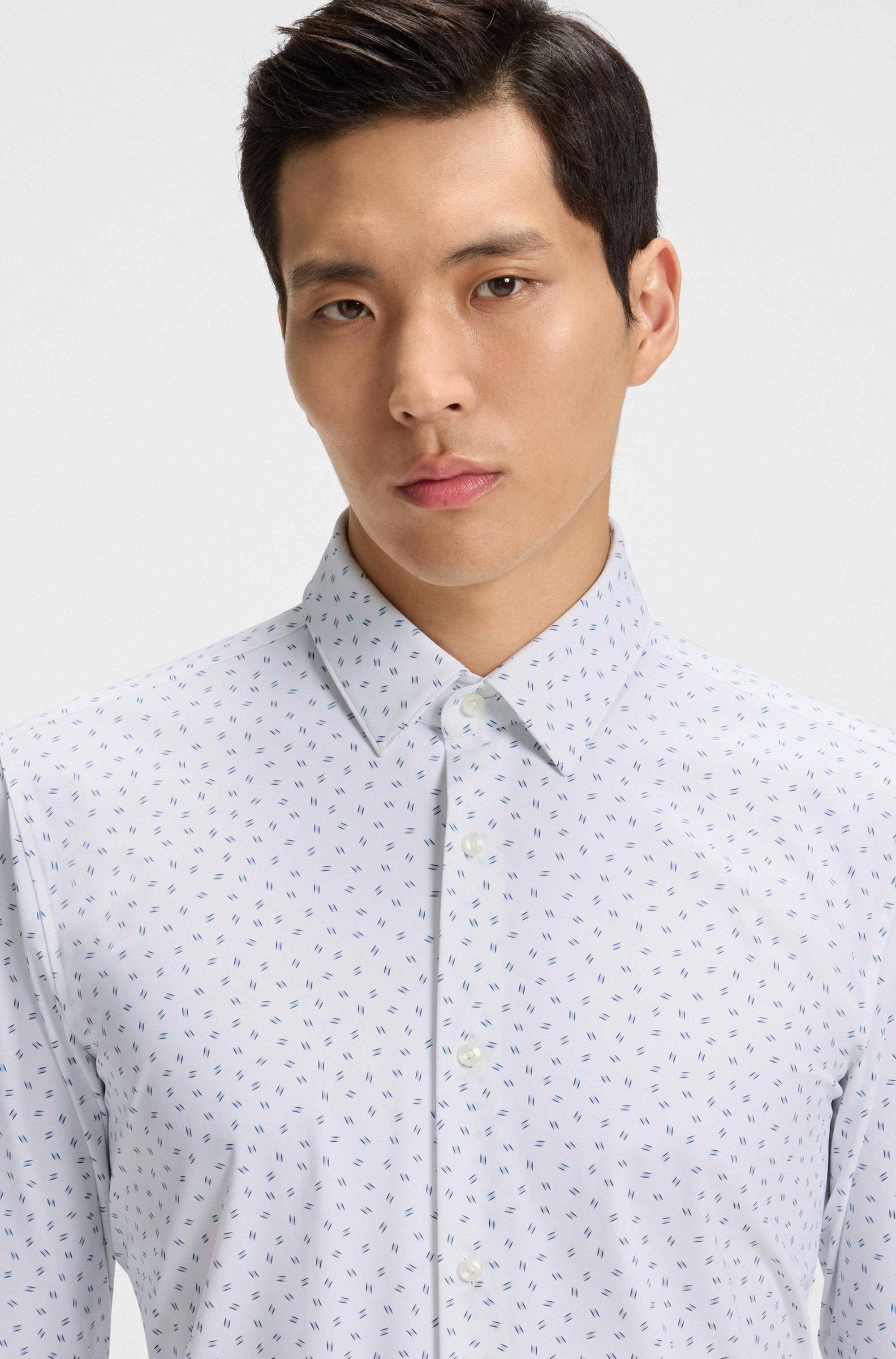 Slim-fit shirt in printed performance-stretch jersey