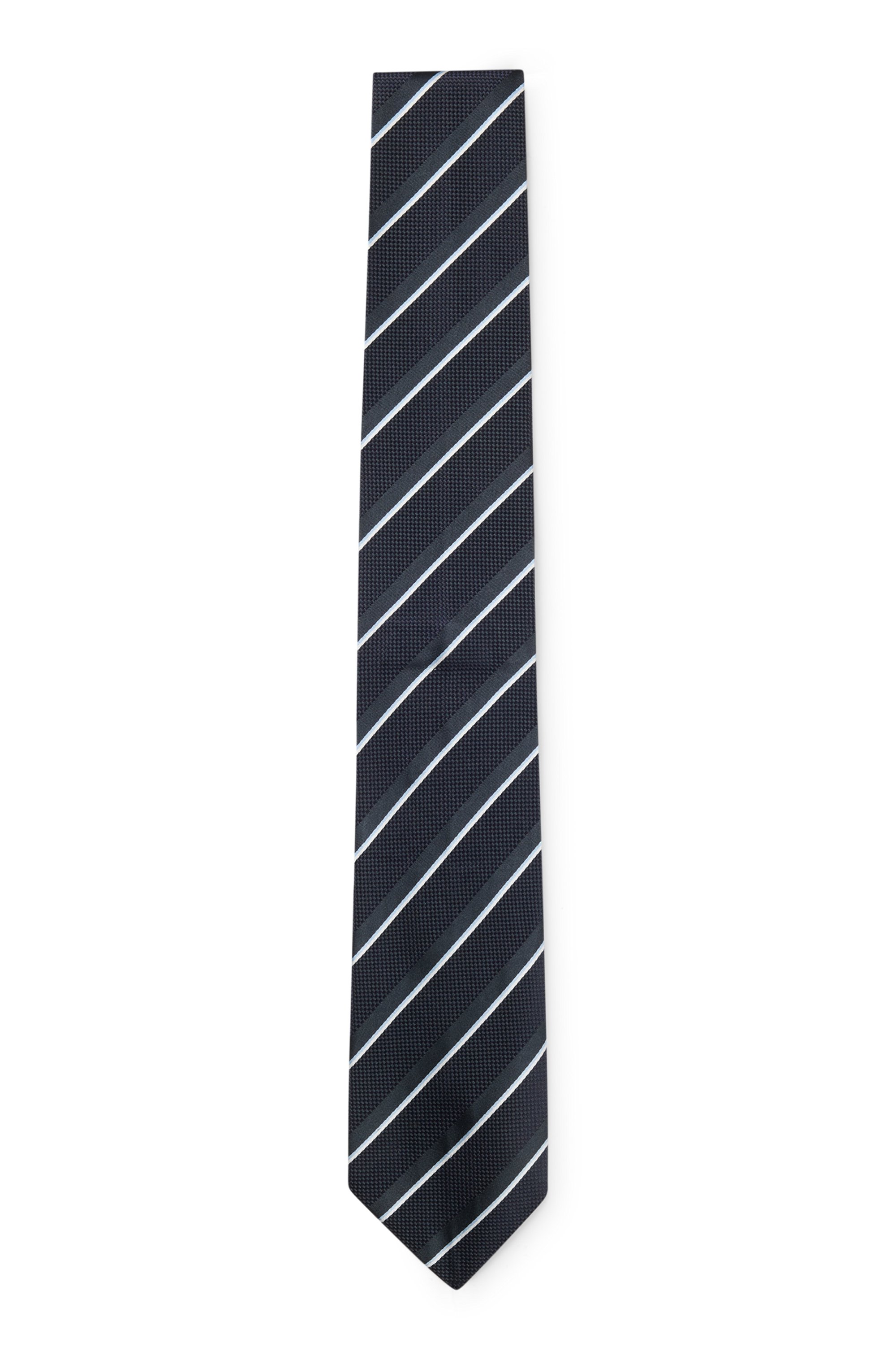 Silk tie with diagonal stripes