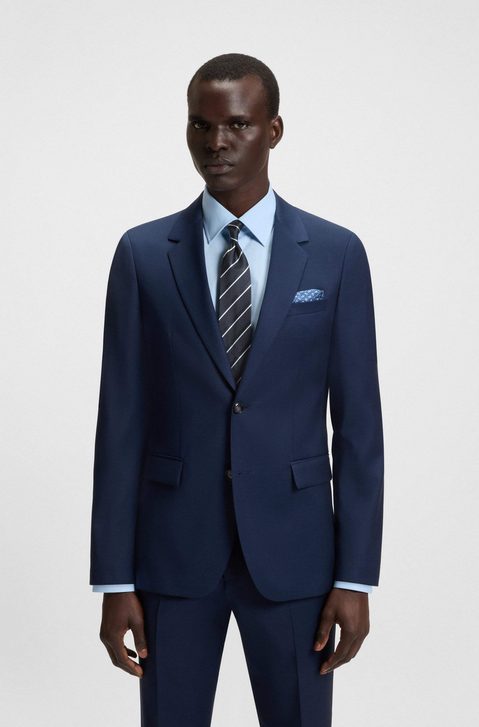 Silk tie with diagonal stripes